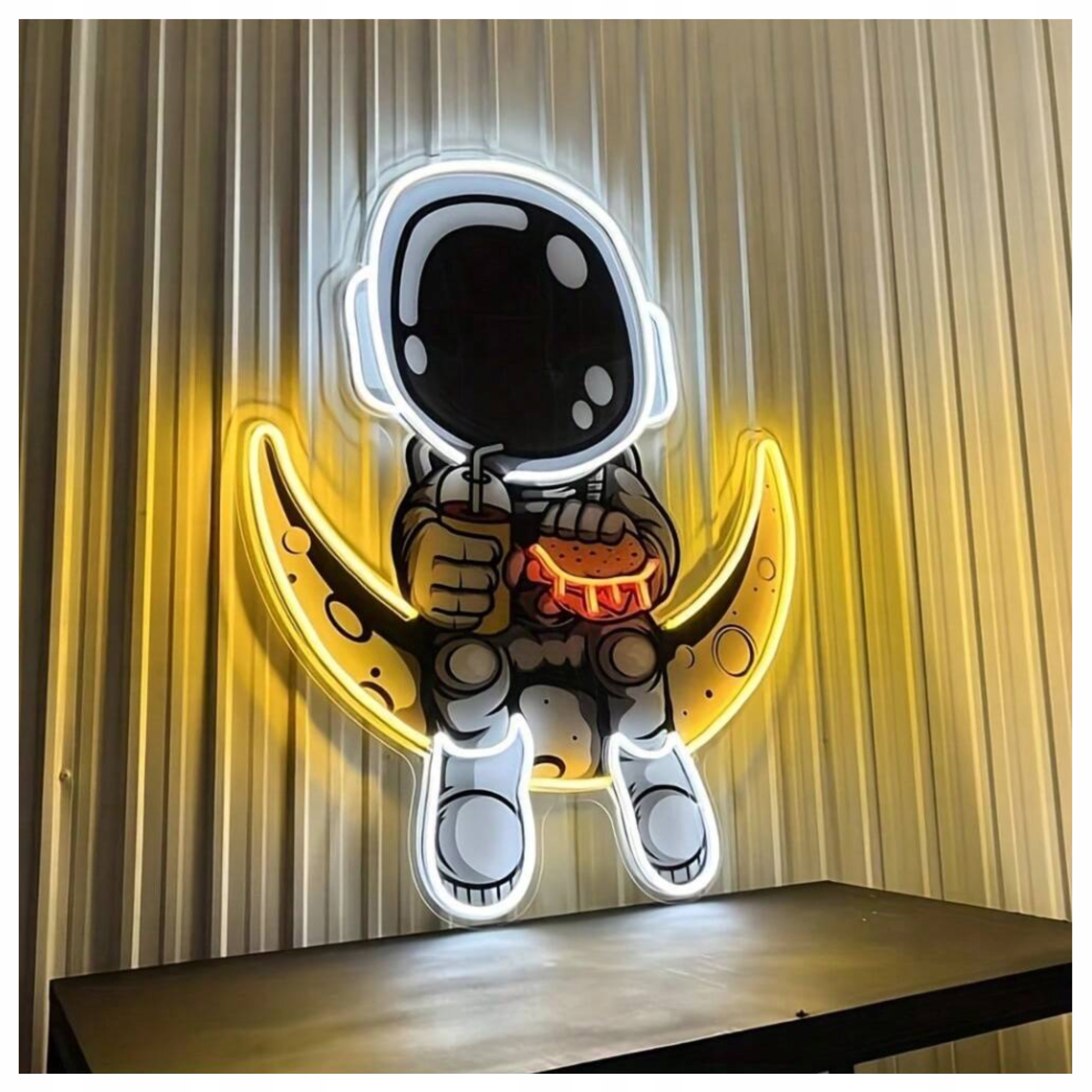 Neon Led Lampka Nocna Kosmonauta Astronauta Tryb Ściemniania Duży