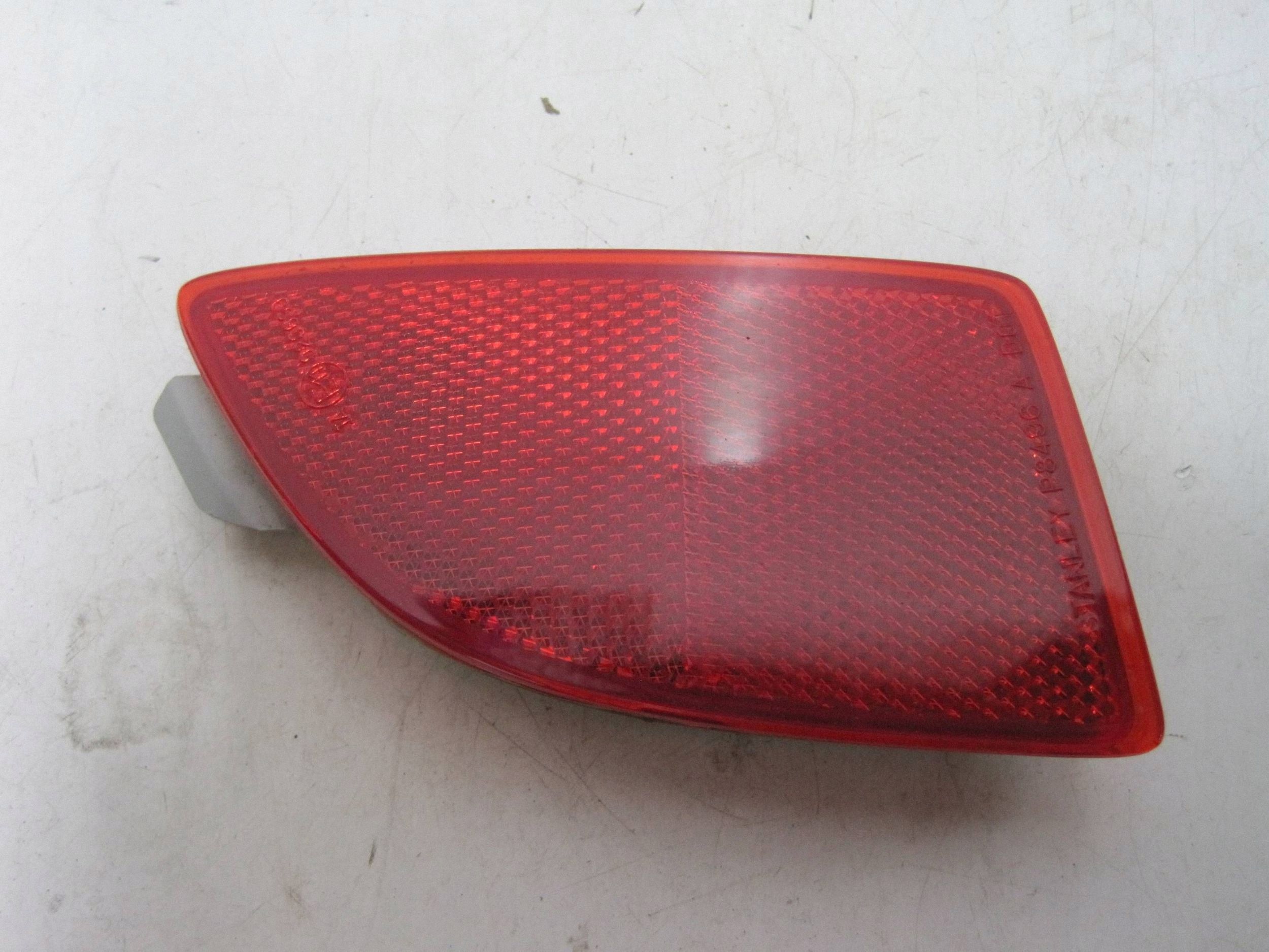 ODBLASK Leuchte hinten heck rechts MAZDA 3 III BCW8-515L0
