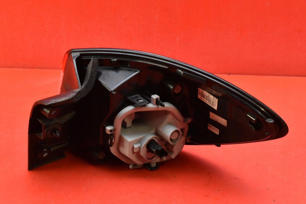 light left rear part rear 265558548R RENAULT CAPTUR 1 and 13-17