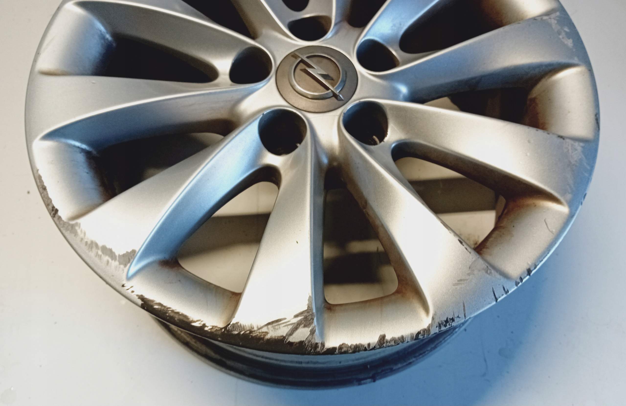 disk hliníkový 16 OPEL MERIVA B 13346661