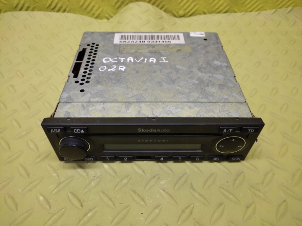 SKODA OCTAVIA e RADIO 1U0035156C