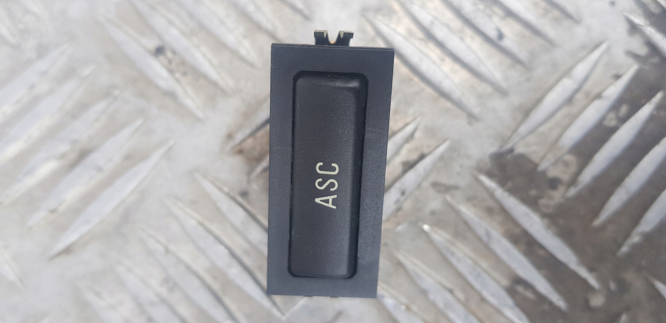 BMW E39 Bouton ASC