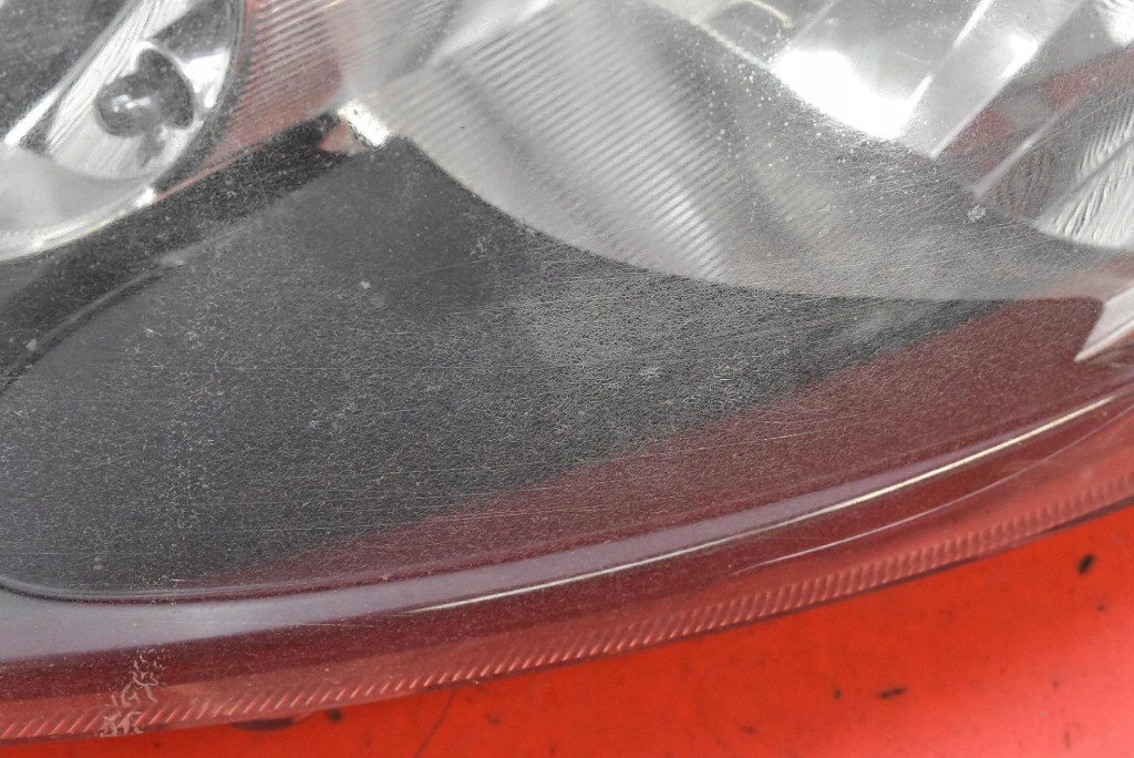 REFLEKTOR left light front EU 8A61-13W030-AJ FORD FIESTA MK7 08-13