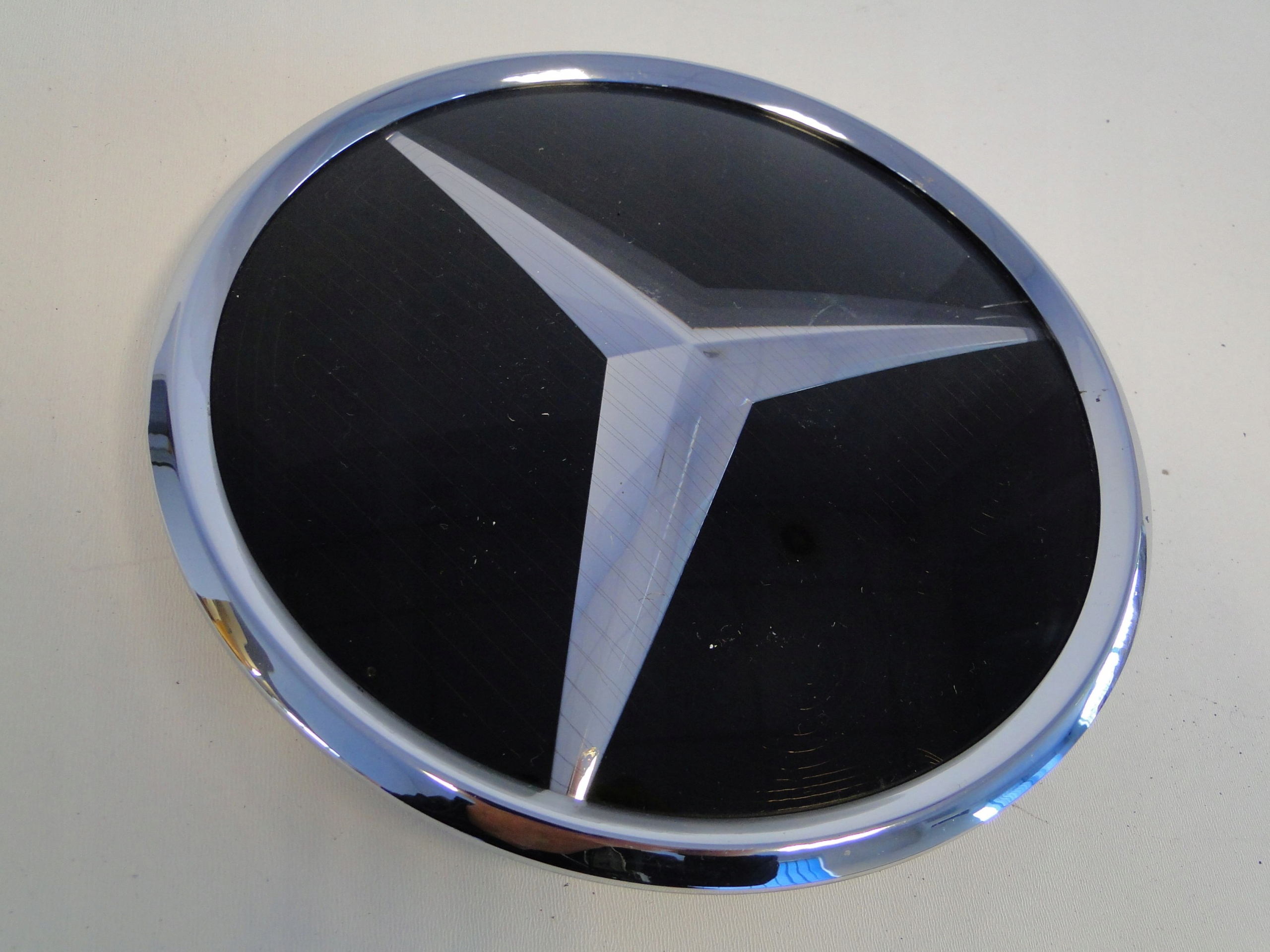 MERCEDES 167 247 253 254 293 294 295 296 GWIAZDA W GRILL NA RADAR DISTRONIC Numer katalogowy części A0008880500