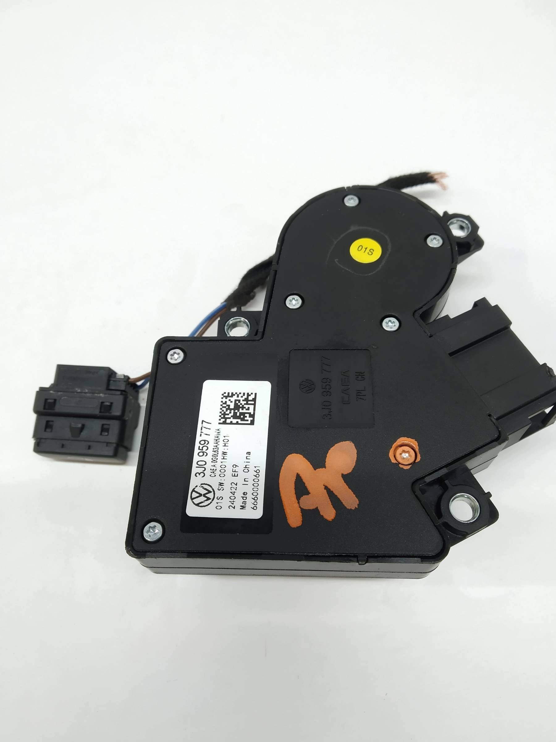 switch seat left front 3J0959777 3J0959917A Skoda Octavia IV