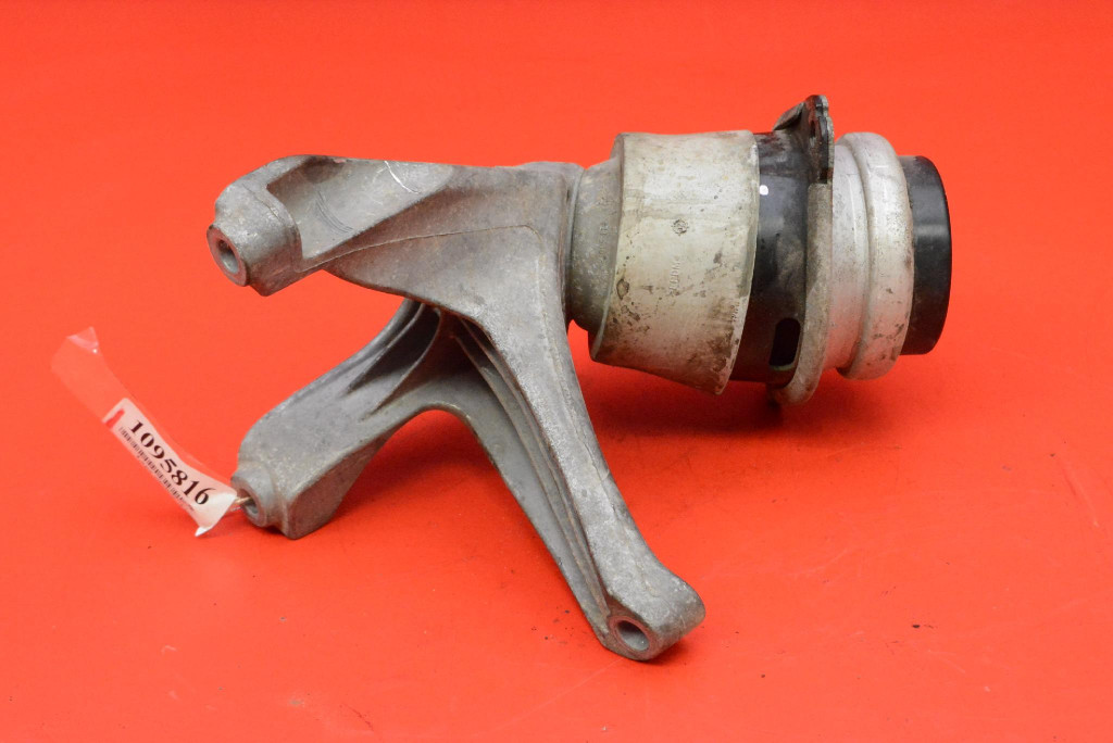 holder engine mount right 7L8199308F AUDI Q7 4L 3.0 TFSI 272 KM 08-15