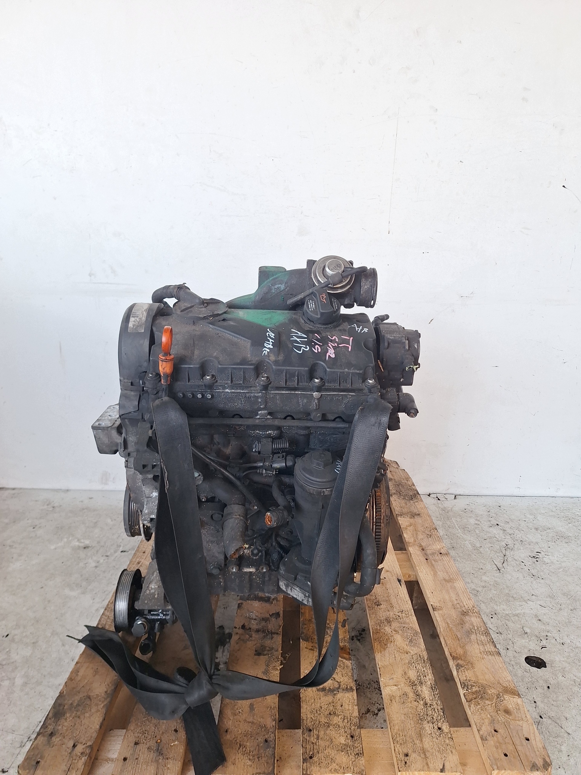 VOLKSWAGEN TRANSPORTER T5 03-10 engine 1.9 TDI AXB 105KM