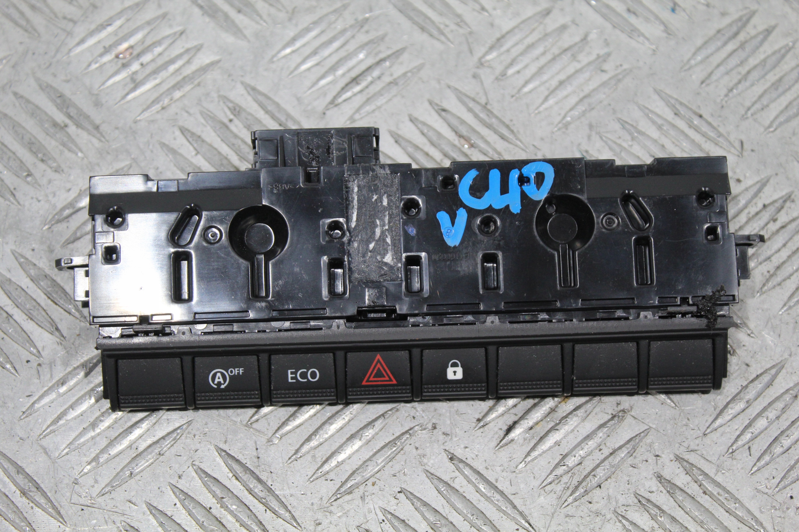light switch of warning lights ECO CLIO V 5