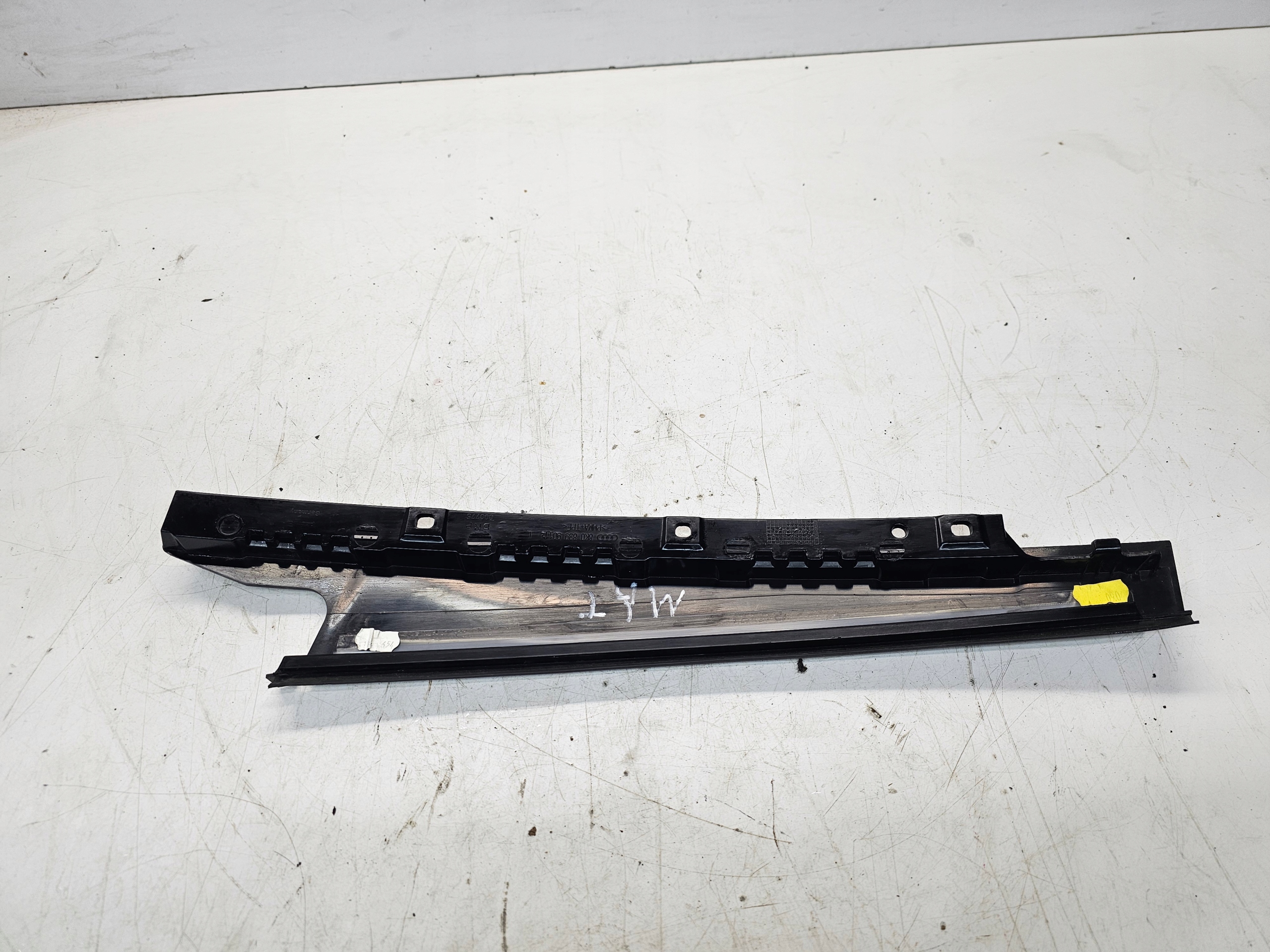 cap cover SLUPKA L T AUDI A4 B8 8K0839901P MAT