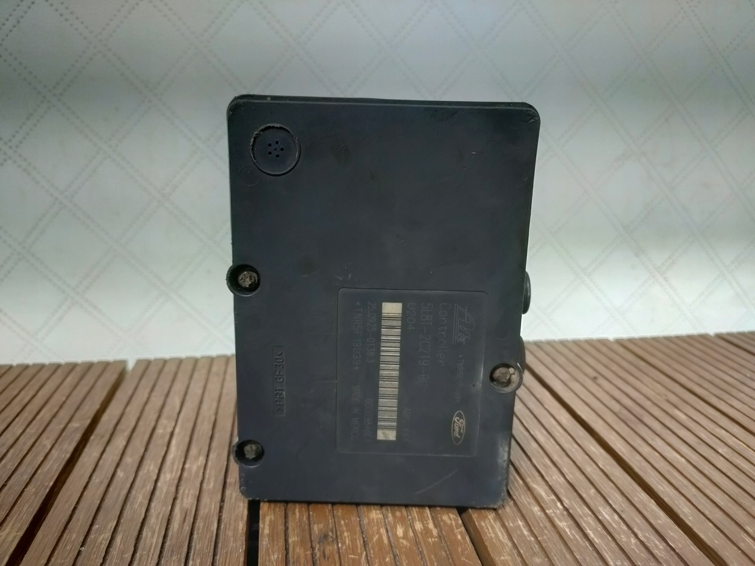 FORD MAVERICK II 01-07 pump ABS control unit 5L8T-2C219-BG OE