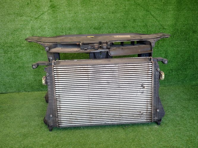 VW PASSAT B7 1.6 TDI support panel for radiators front radiator