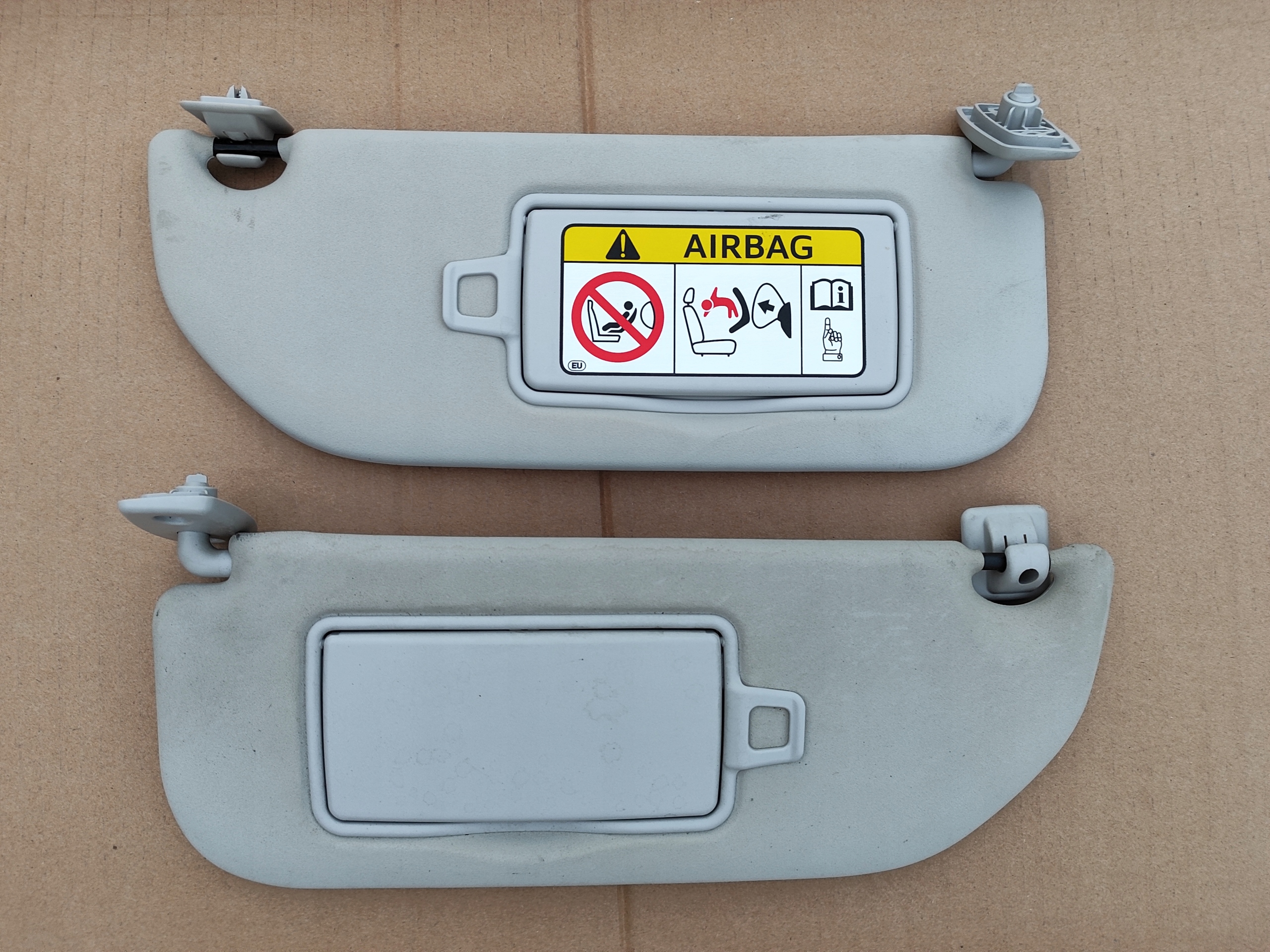 TOYOTA AYGO 2018r OSŁONY PRZECIWSŁONECZNE