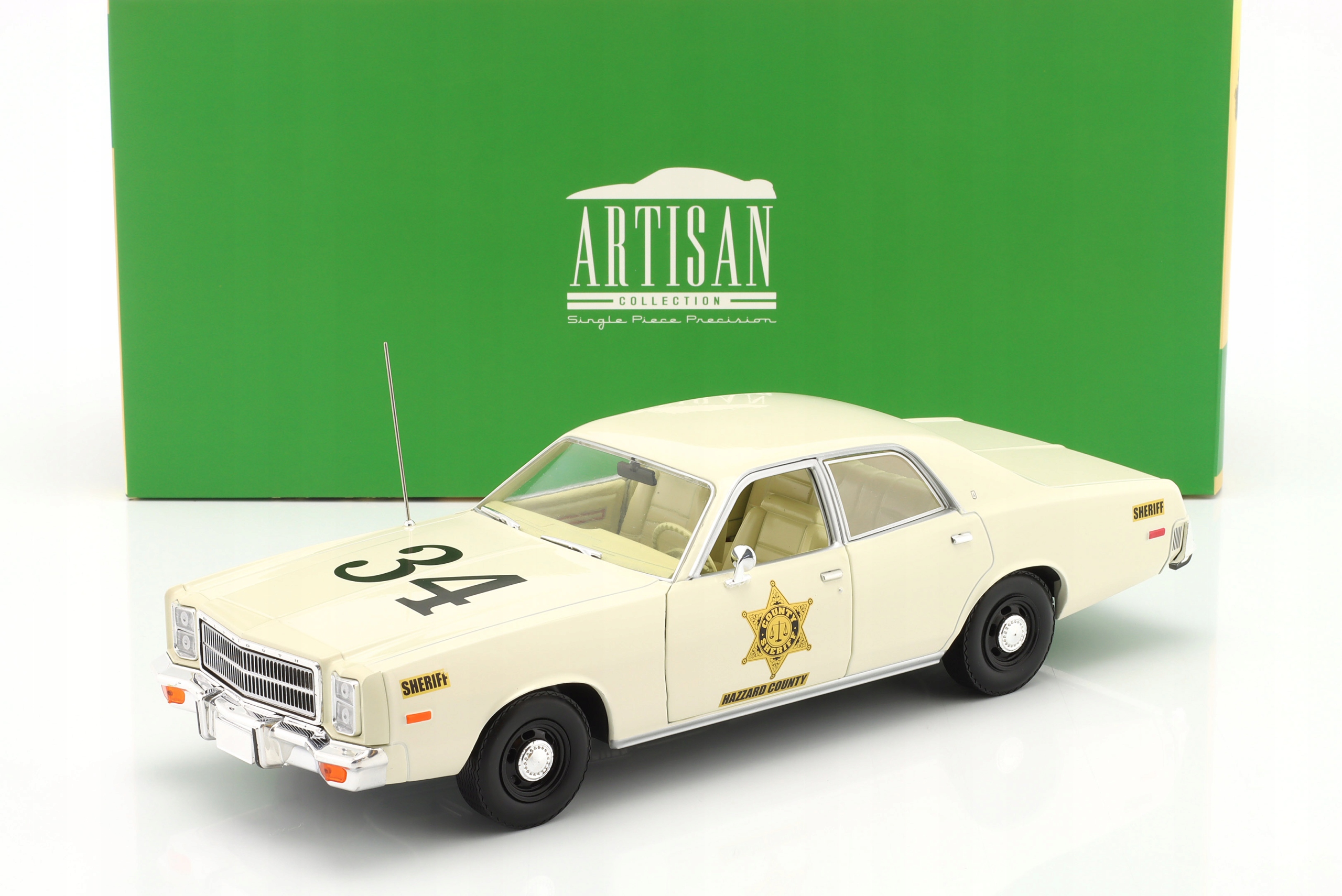Greenlight 1977 Plymouth Fury #34 Riverton Sheriff 1:18