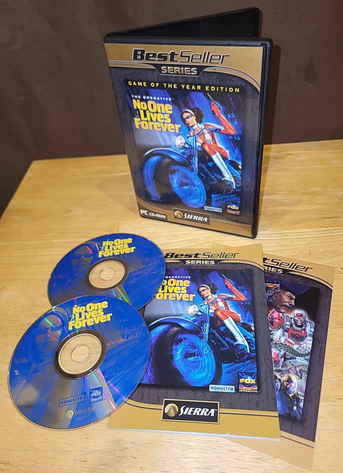 No One Lives Forever Niska cena na Allegro