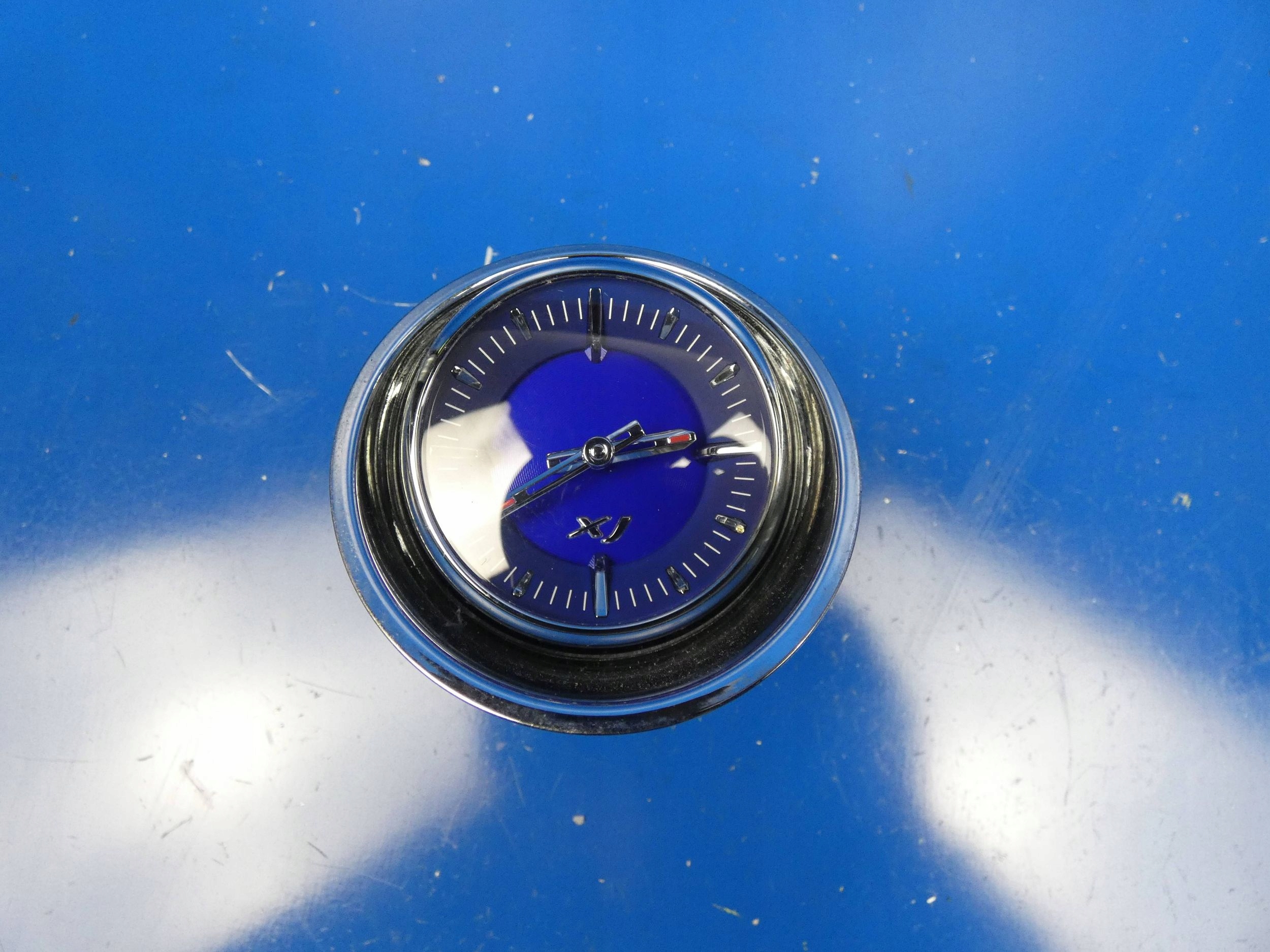 JAGUAR XJ X351 clock clock