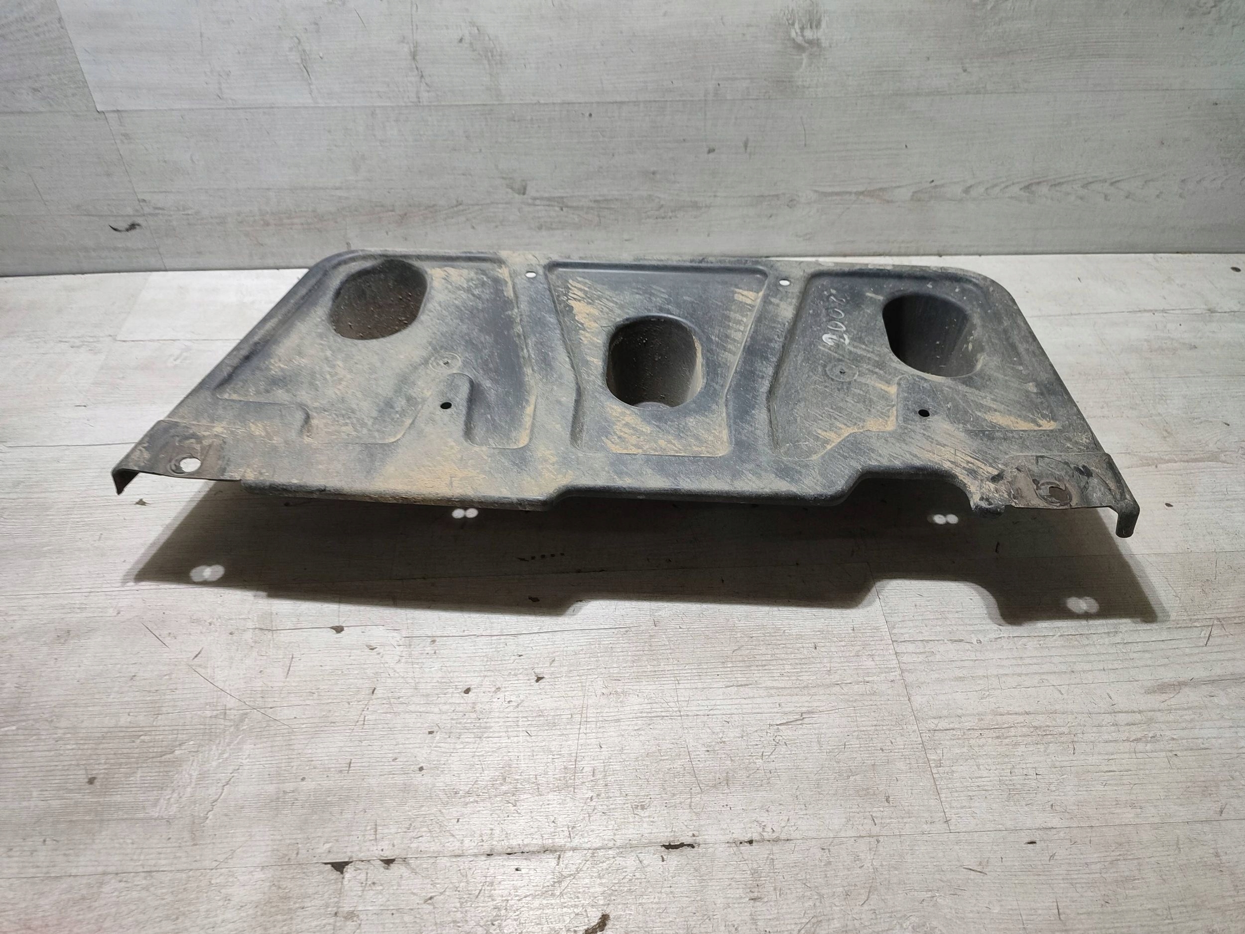 Peugeot 2008 II 2020 cover rear chassis
