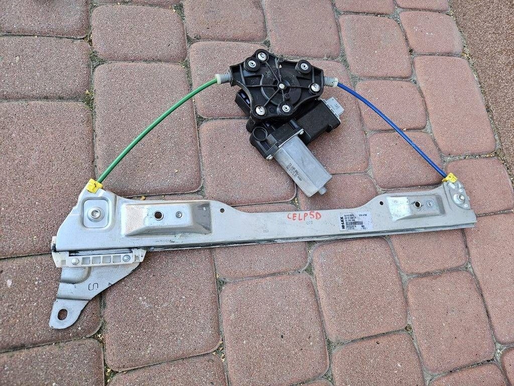 window regulator front front left EUROPA 5drzwi Opel Corsa E 39161986