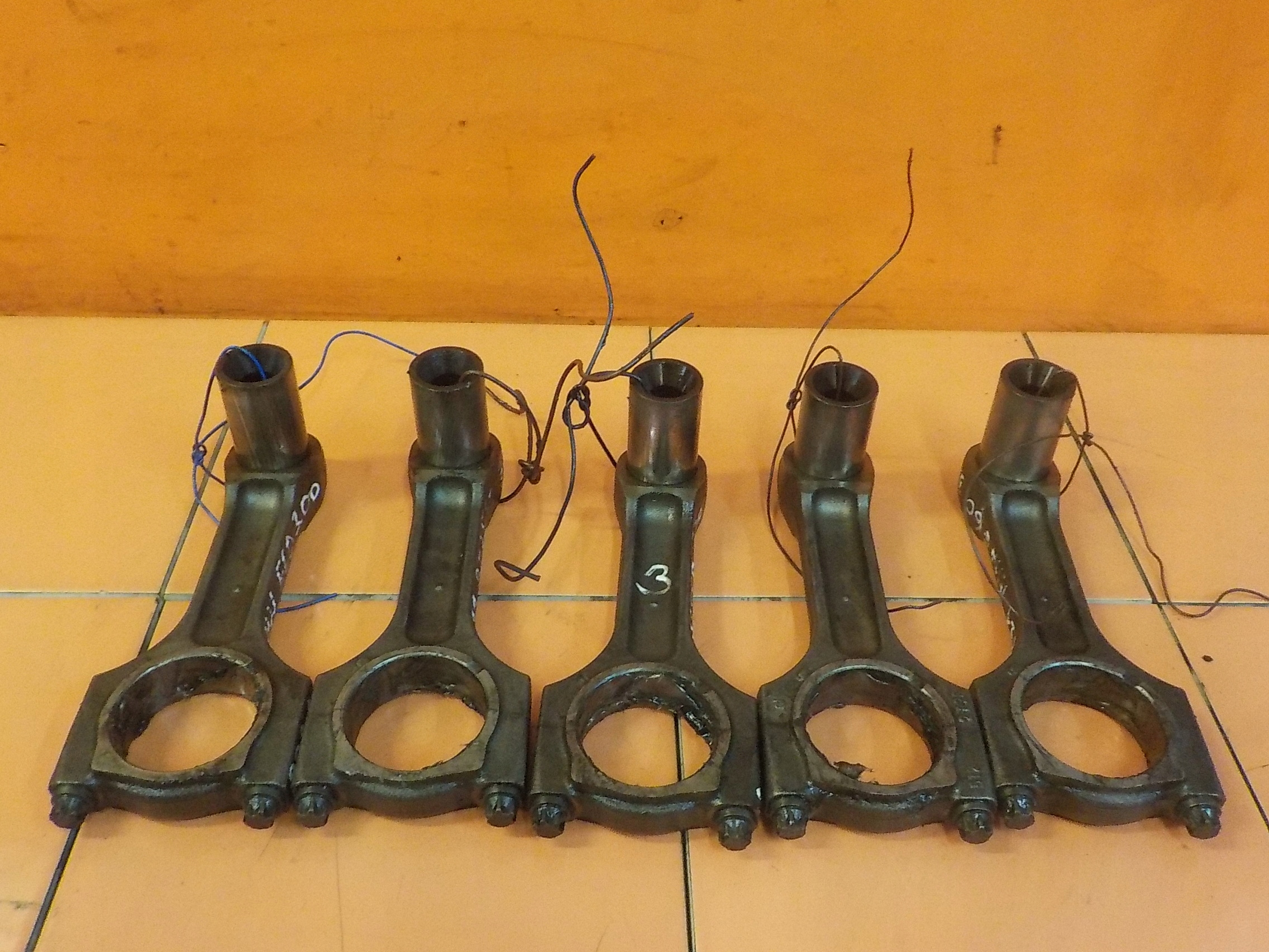 BMW E60 E90 3.0 D 09r 197KM M57 korbowod 512 2120