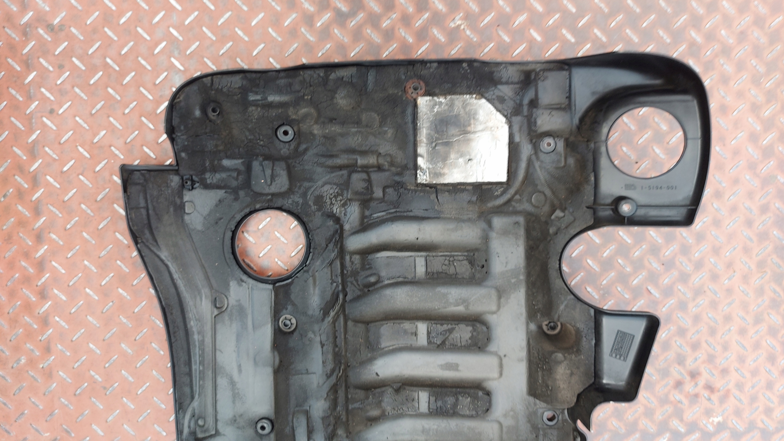 motor cover upper BMW E60 E61 2.5D 177KM