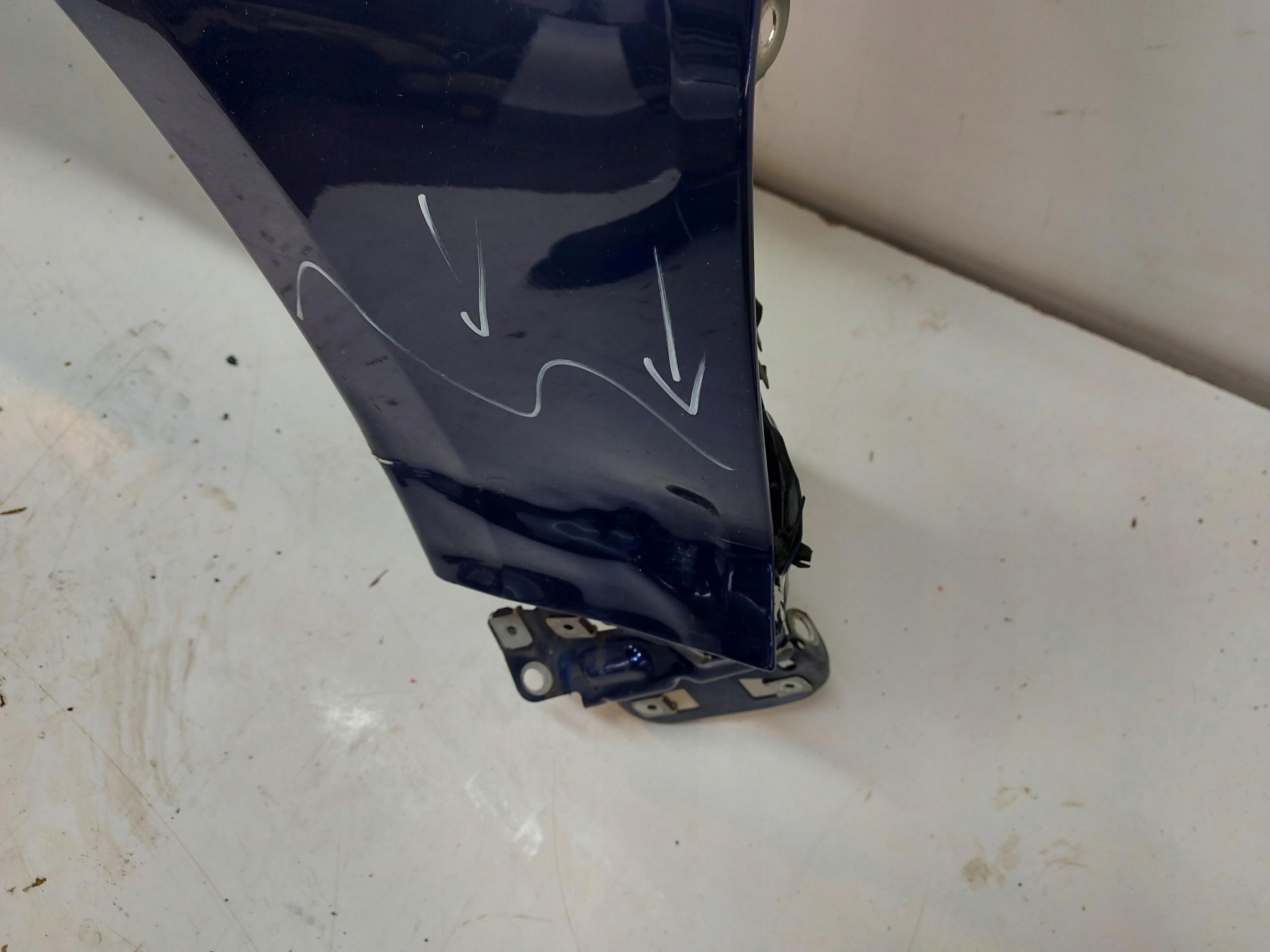 Porsche Taycan GTS 9J1 2023r fender front left M5D