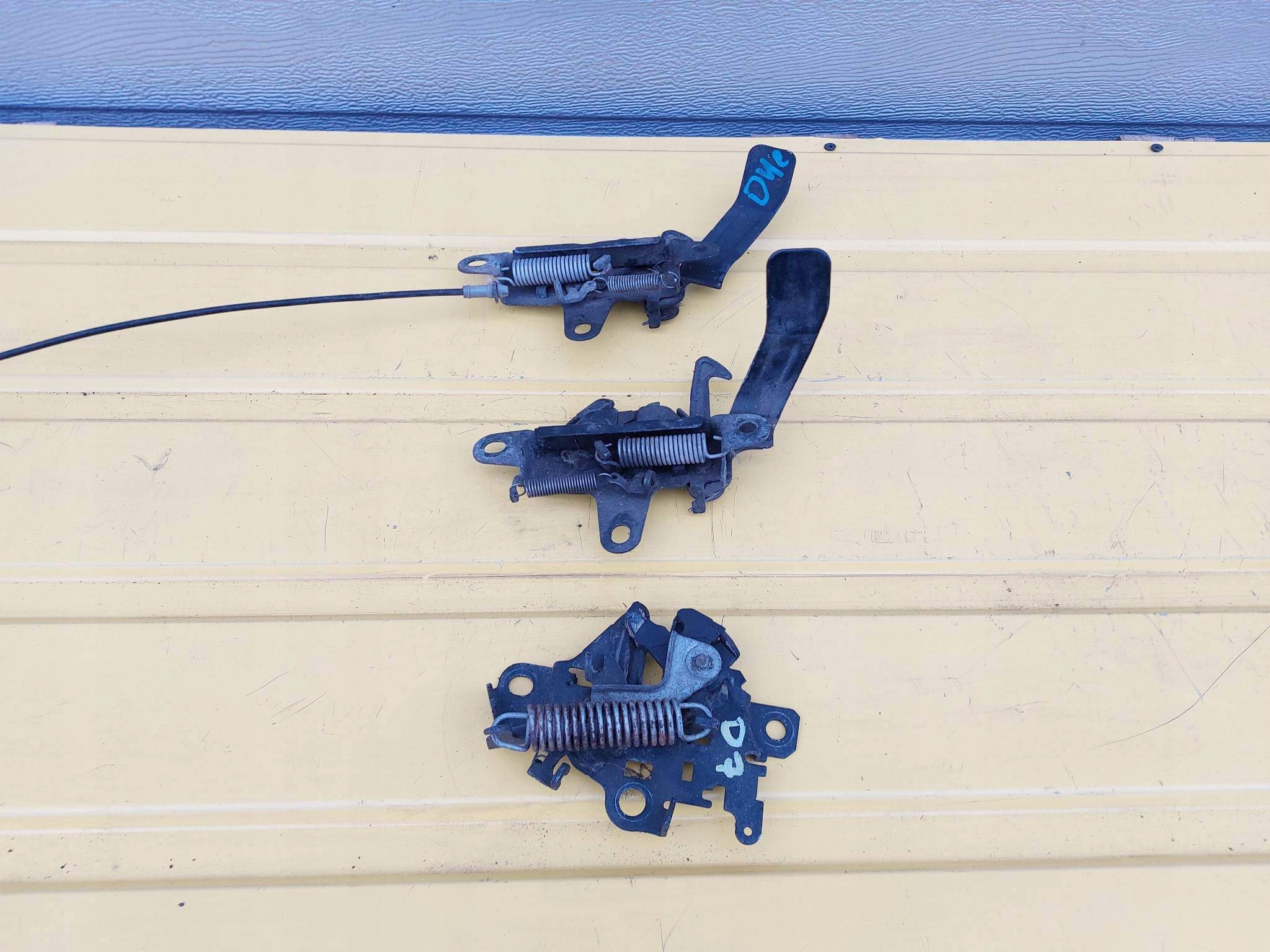 TOYOTA RAV4 ЗАМОК КАПОТА II III ЕВРОПА