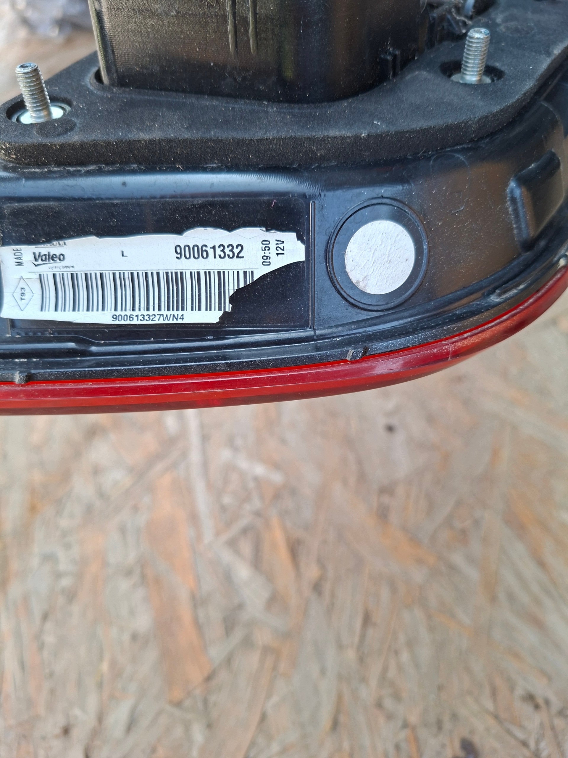 light rear left to the bonnet RENAULT KADJAR 2015- 90061332