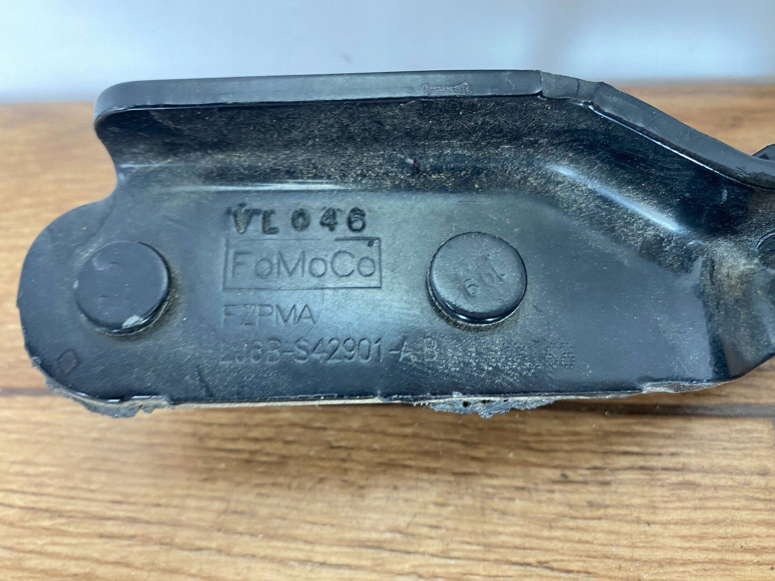hinges bonnet boot left Ford Escape IV Kuga MK3 2020+