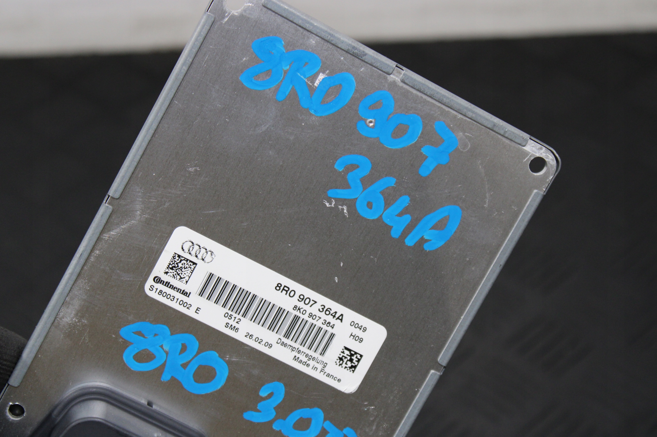 module control unit springing AUDI Q5 8R 8R0 8R0907364A