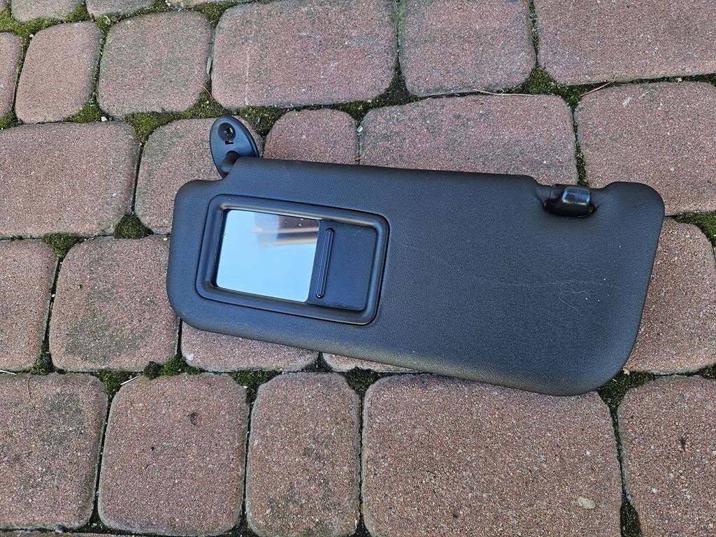 visor przeciwsloneczna driver´s left visor 2022r Toyota Aygo X
