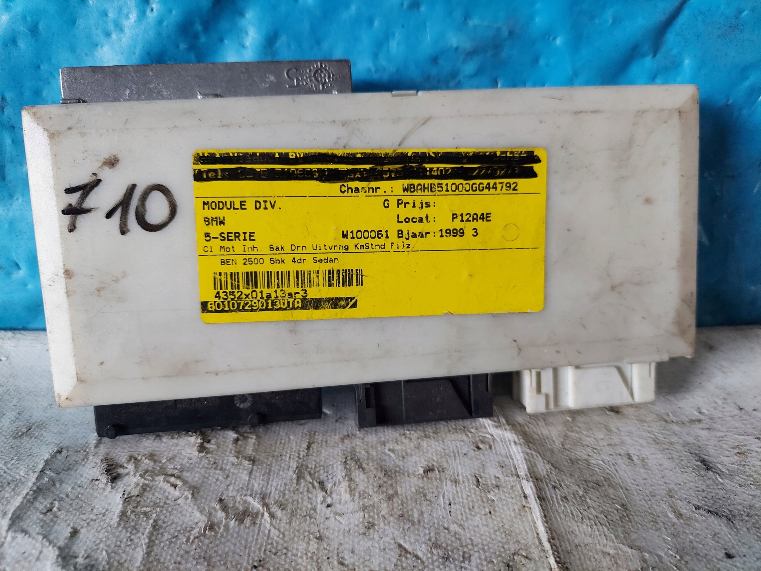 BMW E39 601-0729-013 comfort control unit
