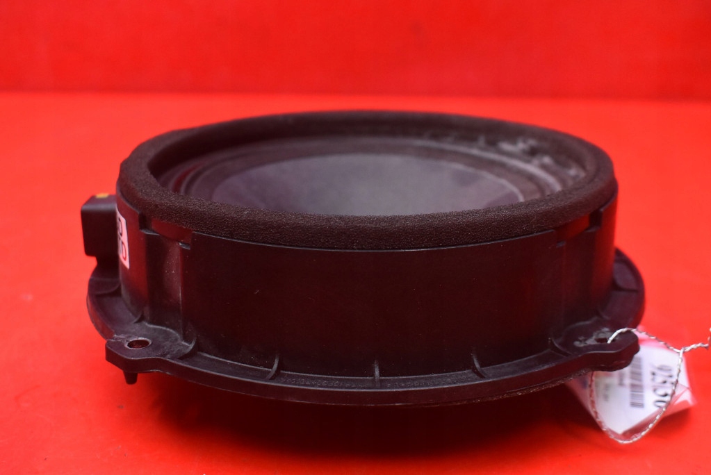 speaker right rear part 96330-A5000 HYUNDAI I30 2 II 12-15