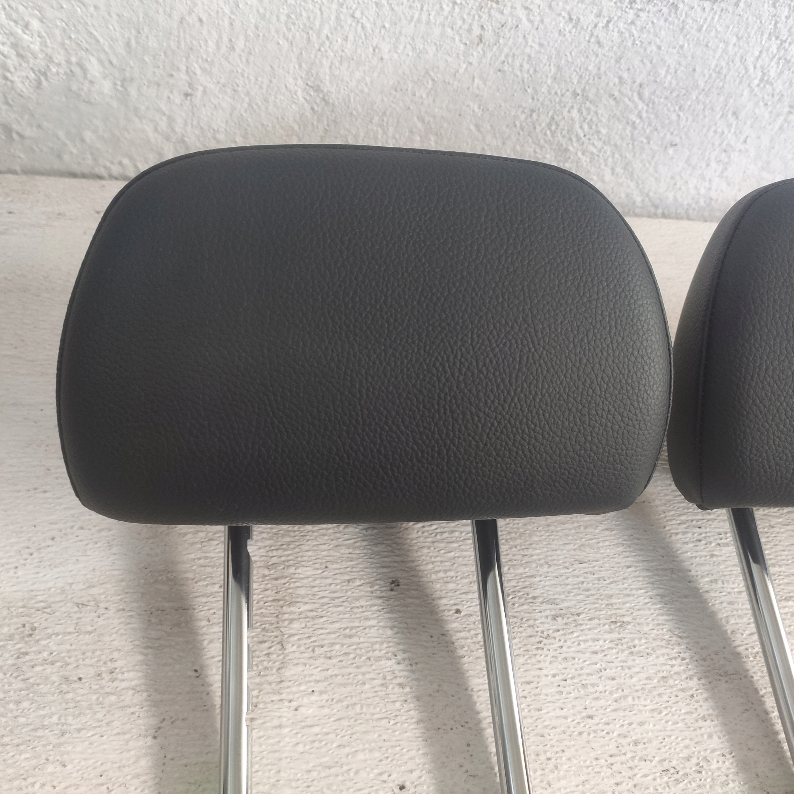 MERCEDES W204 2008 rest rear SKRAJNY leather