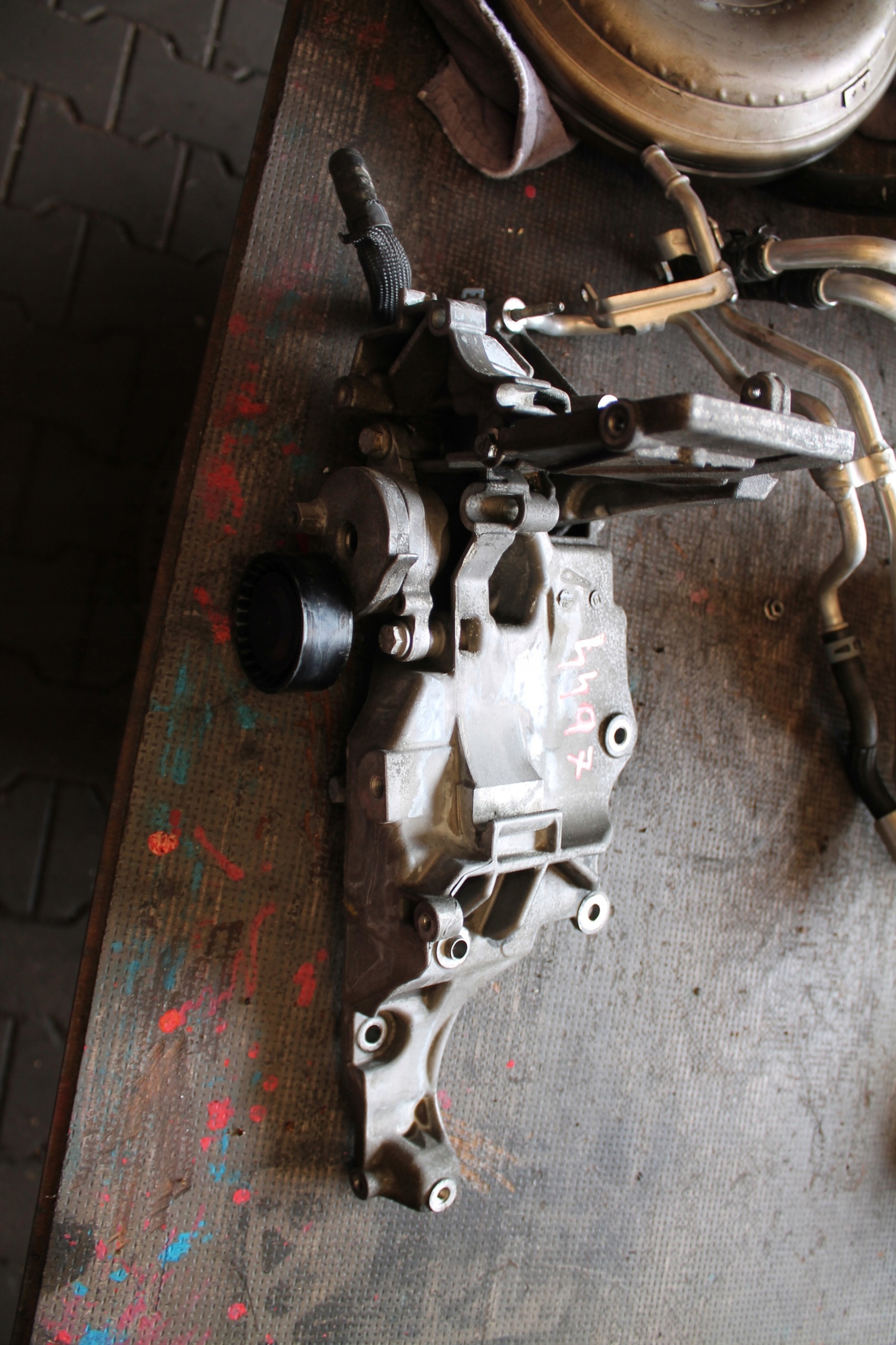 4497. holder engine mount PEUGEOT 9807162780