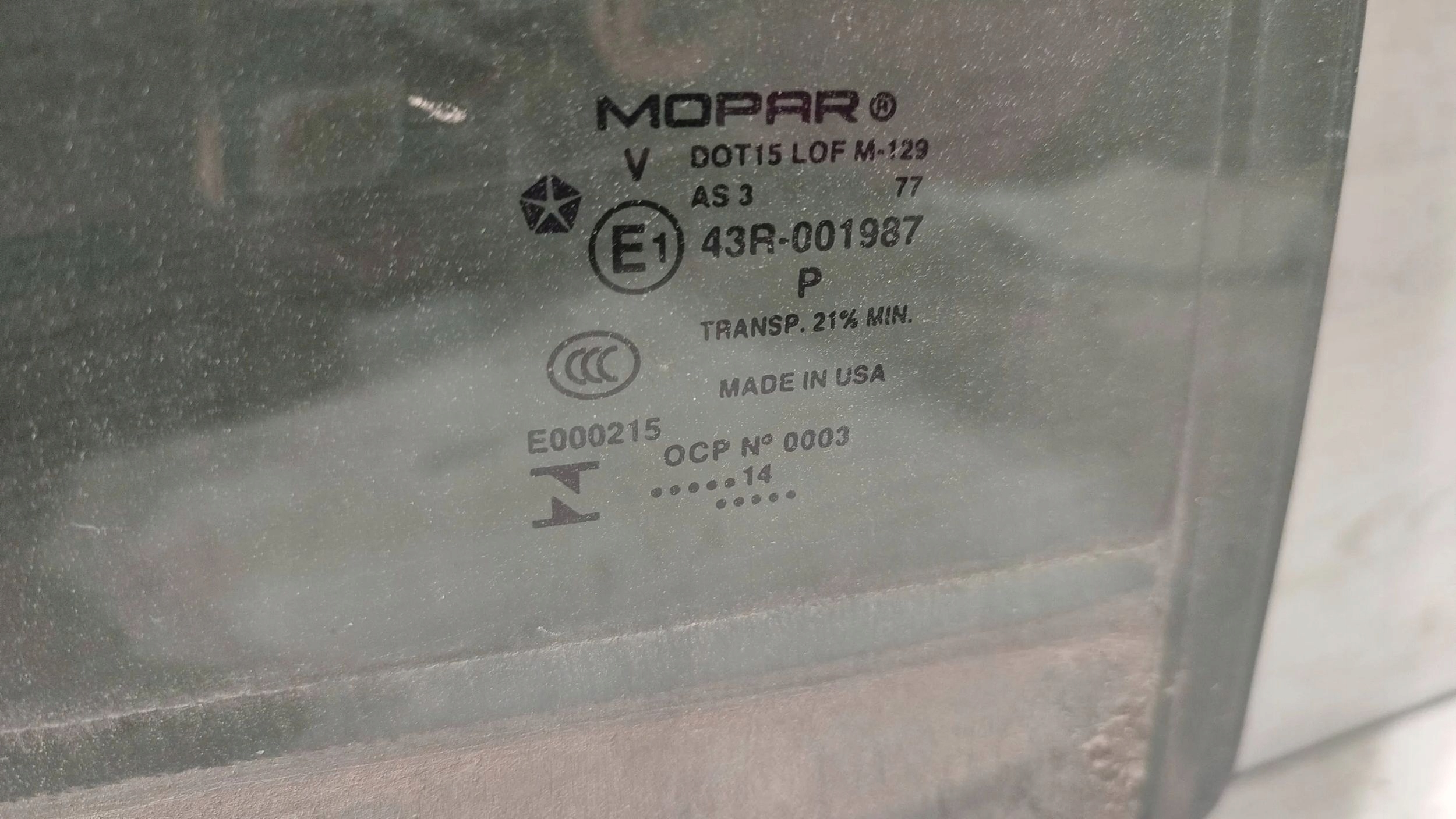 Jeep Cherokee 2015 rear part side right window side