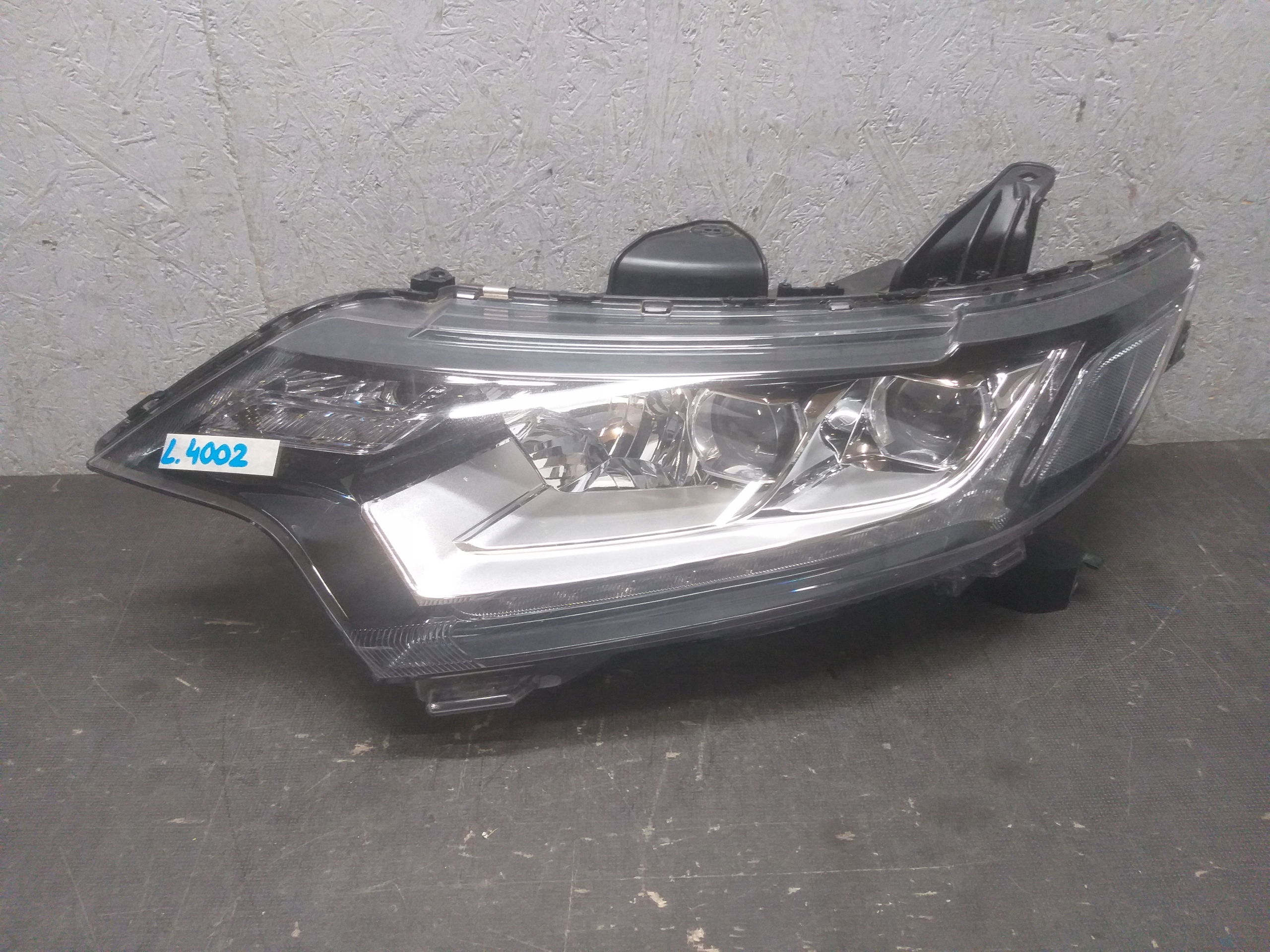 light front left MITSUBISHI OUTLANDER III 3 15-18 FULL LED 4BX15 8301C9-95