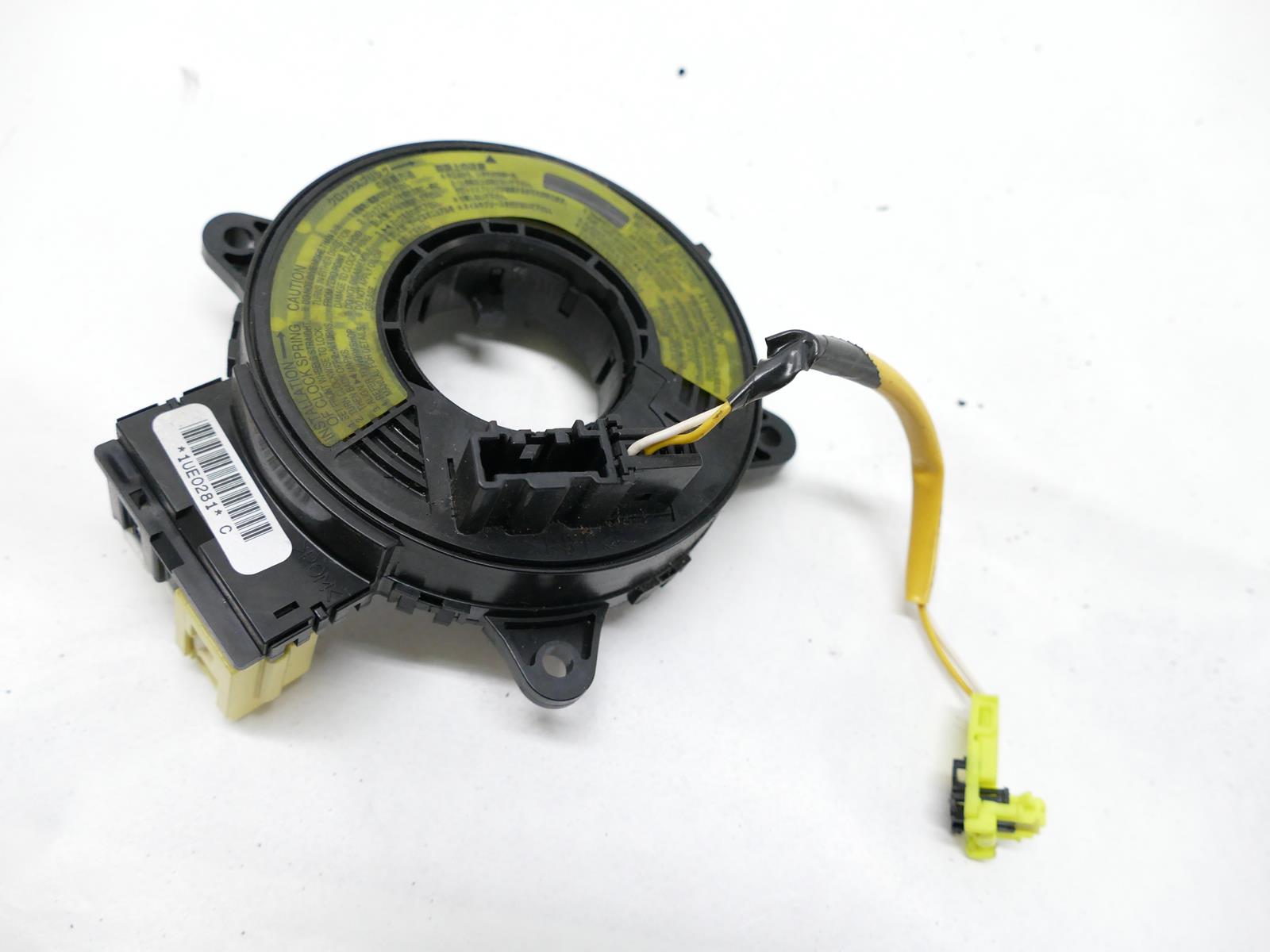 MAZDA MPV II ring ZWIJAK below steering wheel,