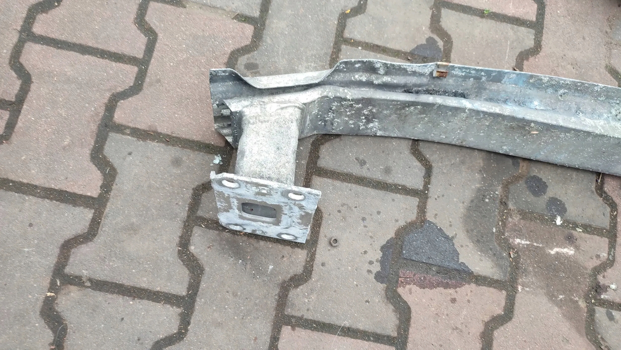 Audi TT TTS Mk2 2013 sider front