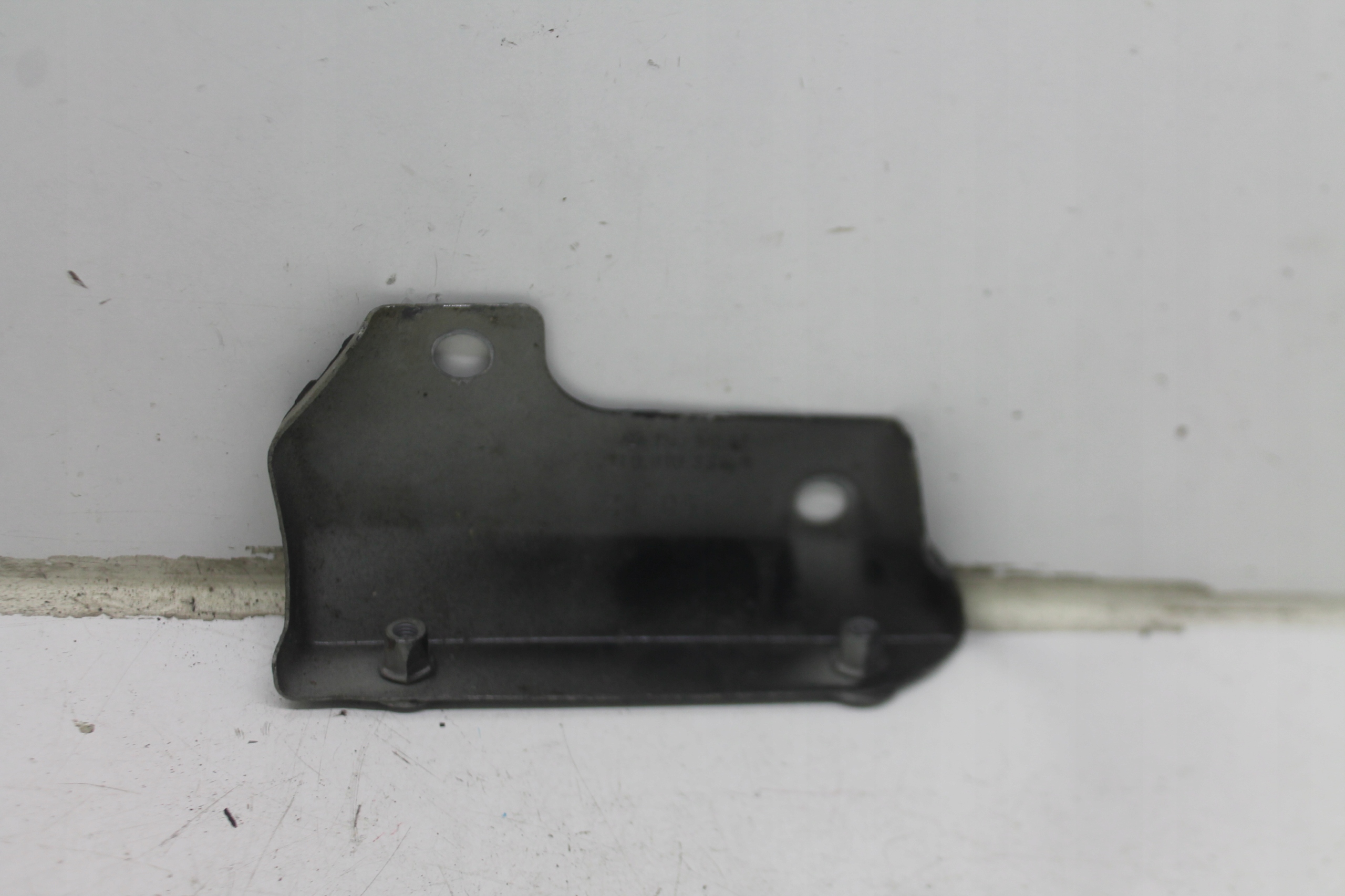 Console Support Support plaque Aile Droit Avant 1T0810334A VW SKODA