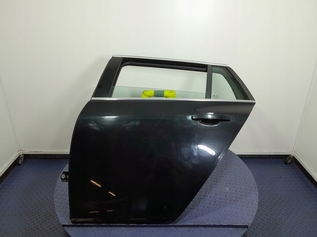 OPEL INSIGNIA A KOMBI DRZWI TYŁ TYLNE LEWE Z22C