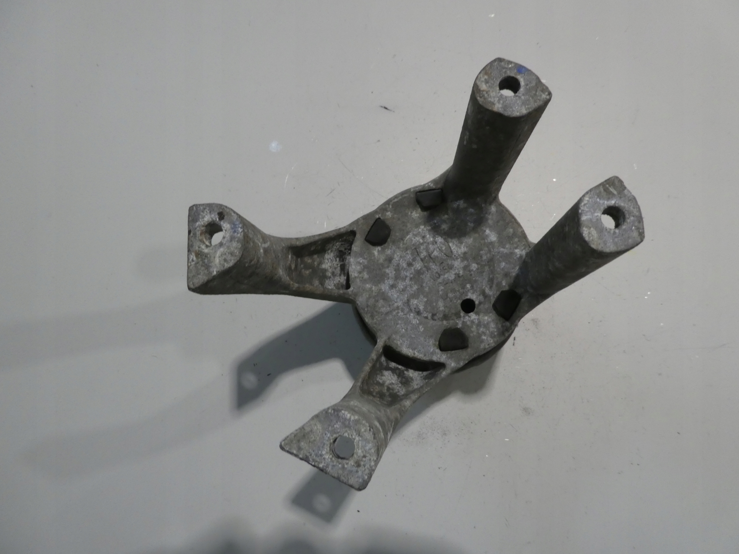 Motorlager VW T5 T6 7E0199849