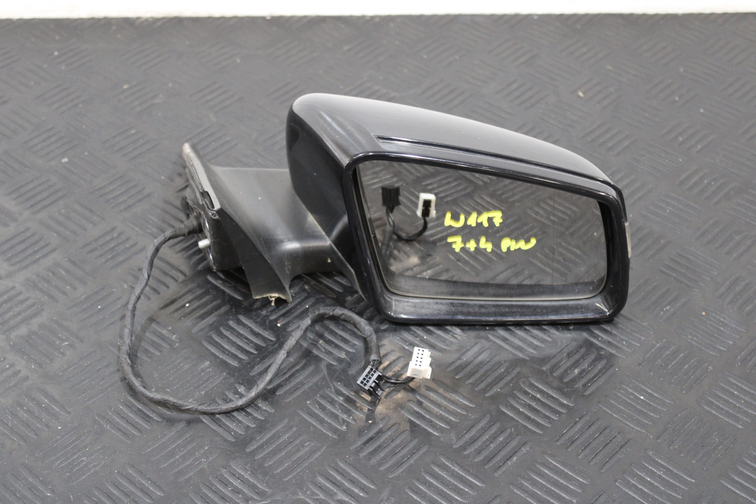 mirror exterior right 13 vertical MERCEDES CLA W117 2,2 CDI
