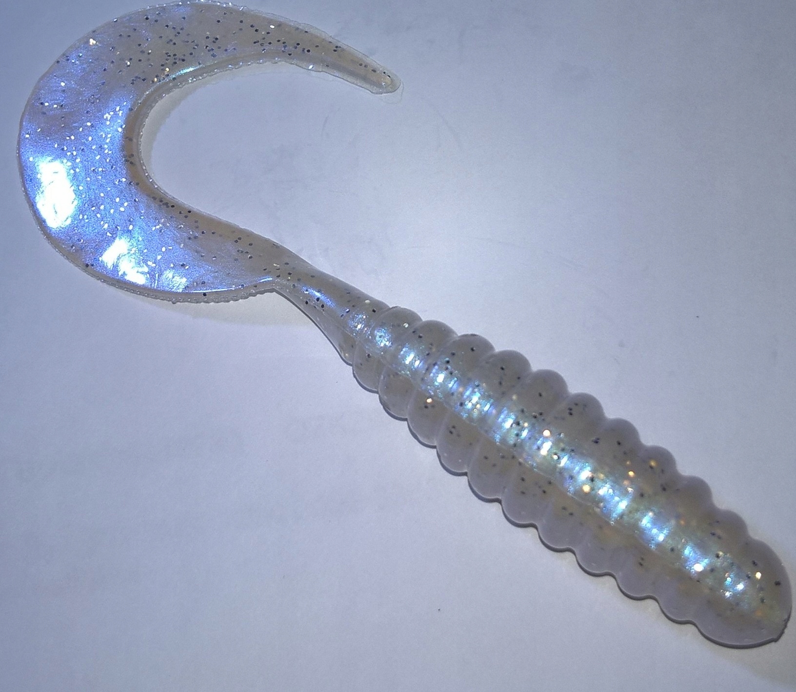 

Manns Twister 5,5cm Perła ze srebrnym brokatem