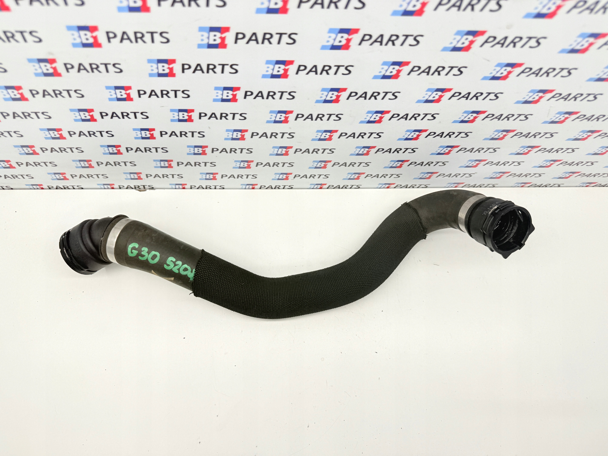 BMW G32 G30 G31 crijevo prijenos vode 520D 518D 8581029