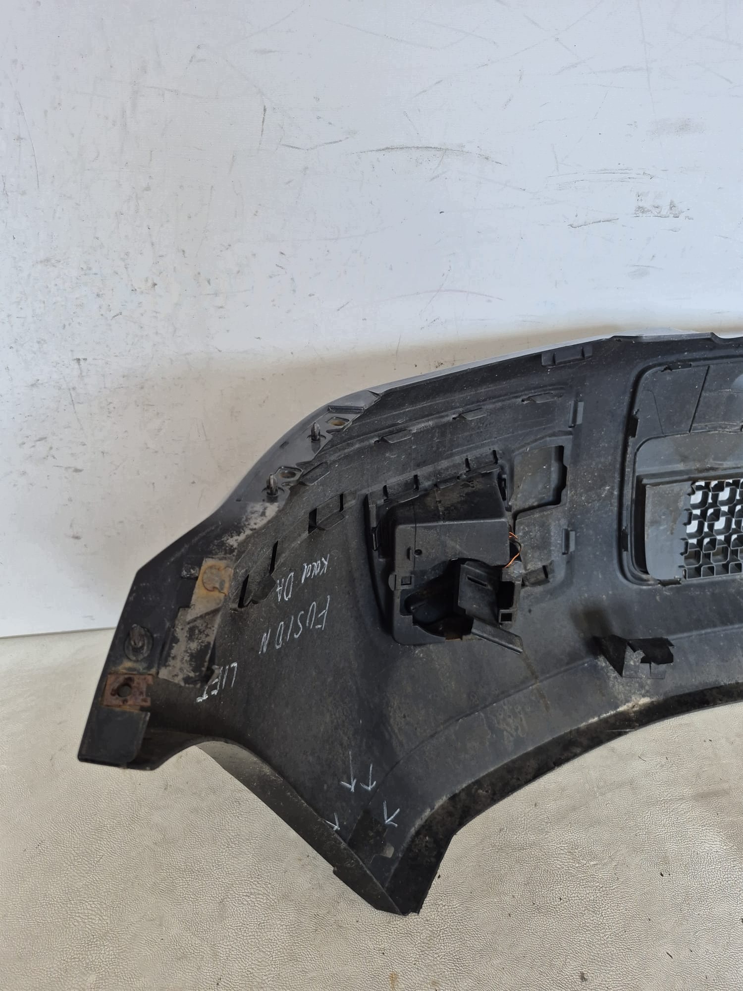 FORD FUSION LIFT 05- bumper front front 6N11-17K819-C LAK.DA