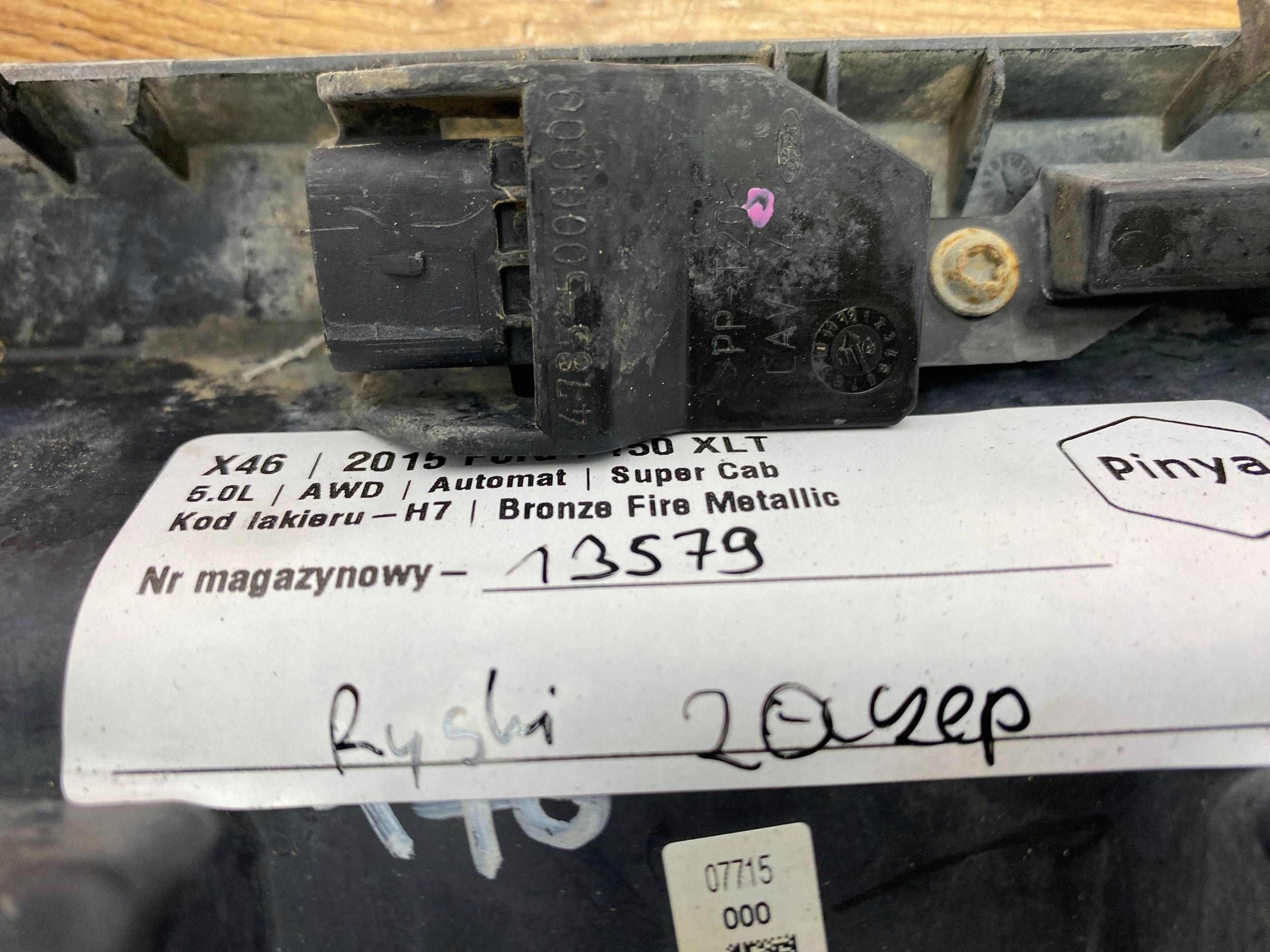 Kamera reversing handle lock burty Ford F150 2015+