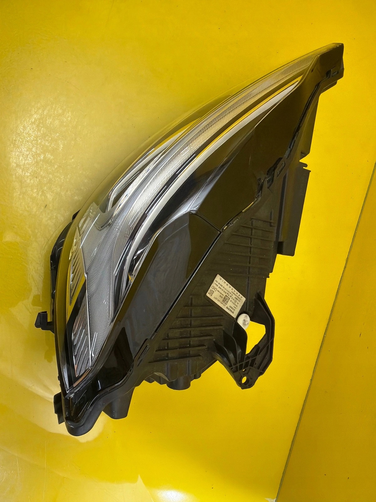 light left front Volvo XC60 II Lift Mid Led 32338984