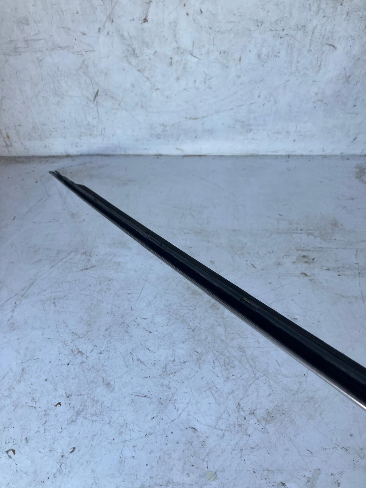 moulding dust right front PEUGEOT 308 T9 CHROM 9677880980