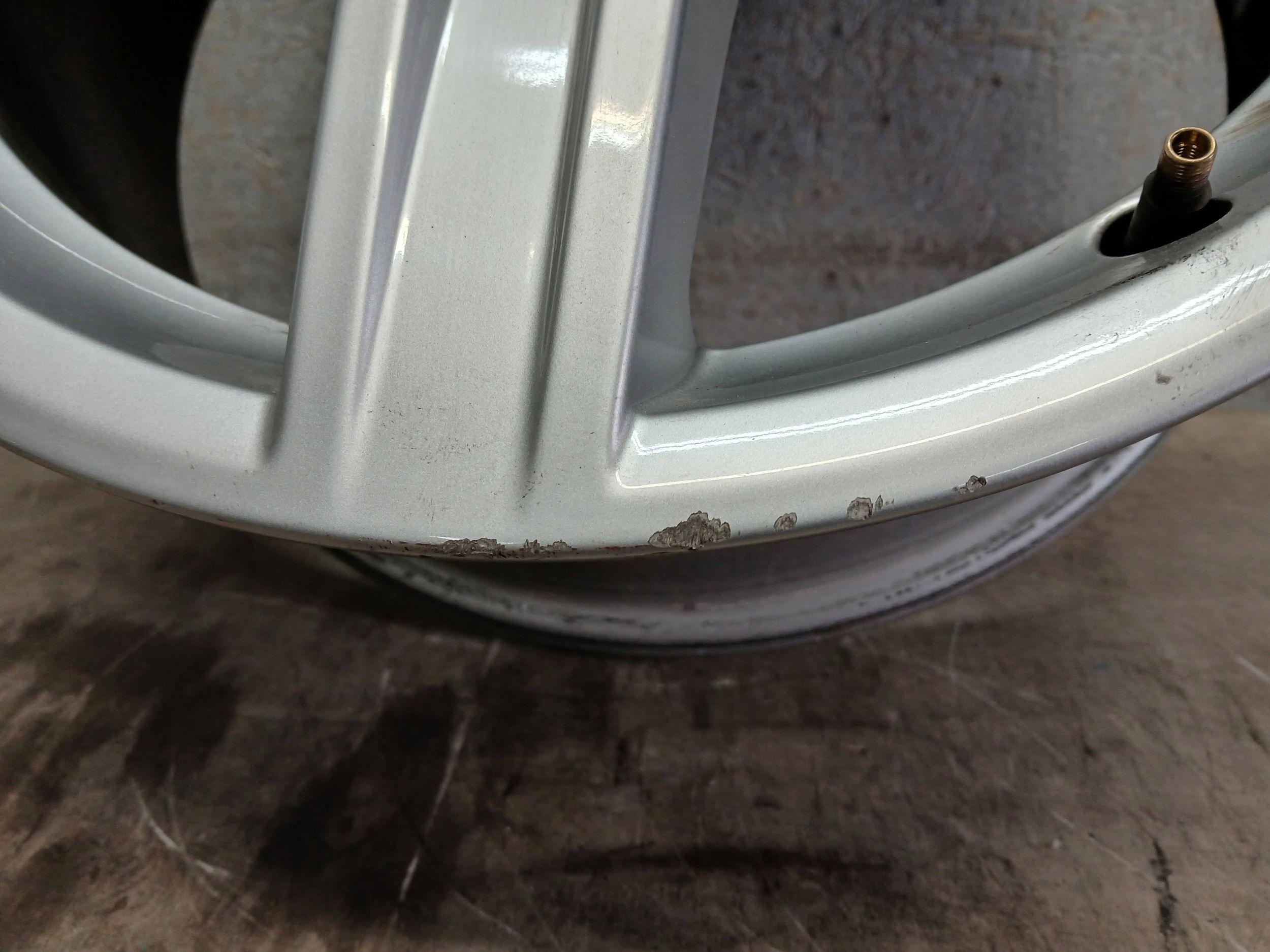 disk hliníkový AUDI A3 8V 7J 16" ET40 5X112 8V0601025DC
