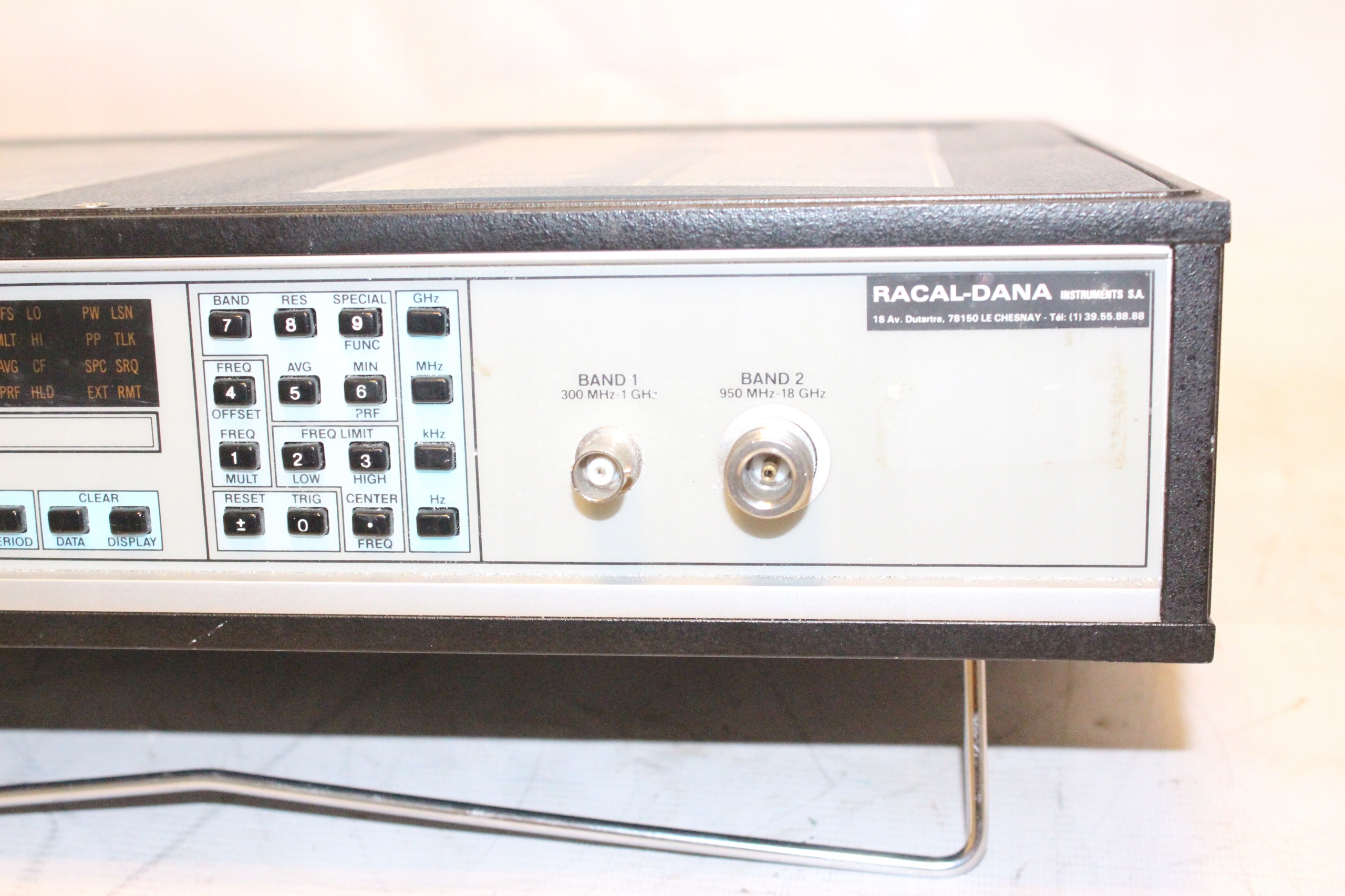 Licznik impulsów mikrofalowych RACAL EIP 585 300MHz-18GHz Częstościomierz Model 8595E