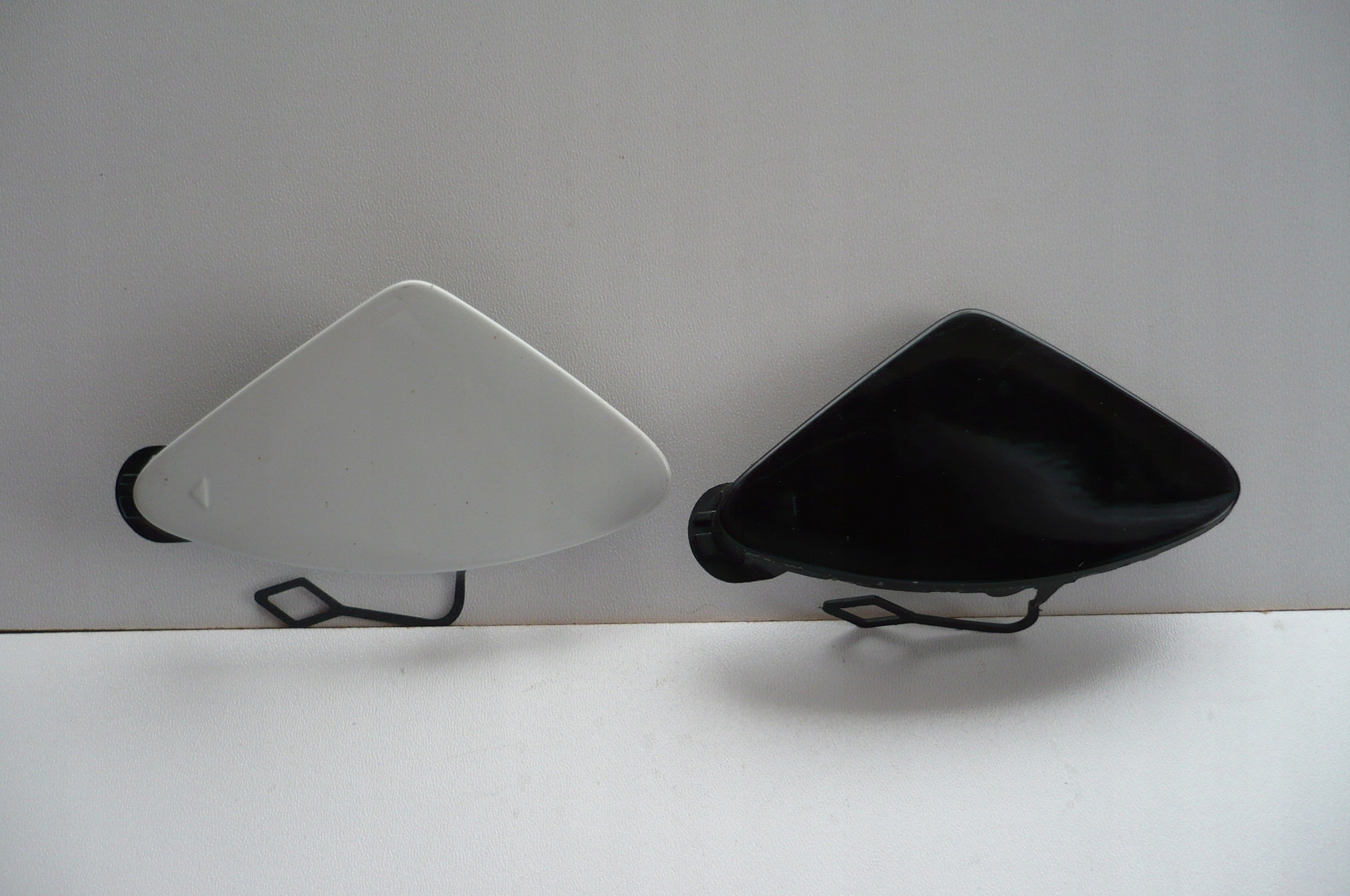 BMW 3 F30 F31 12- towing hook cap bumper front original